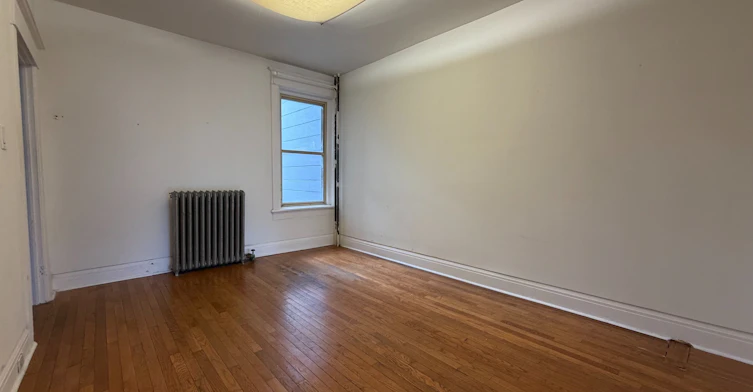 2/F-543 College Street, Toronto, ON, M6G 1A9 - 2
