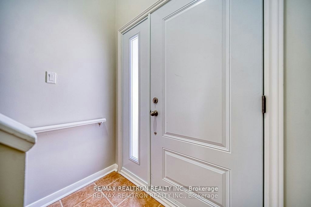 #2-36 Beaver Valley Road, Toronto, ON, M3H 4S1 - 3