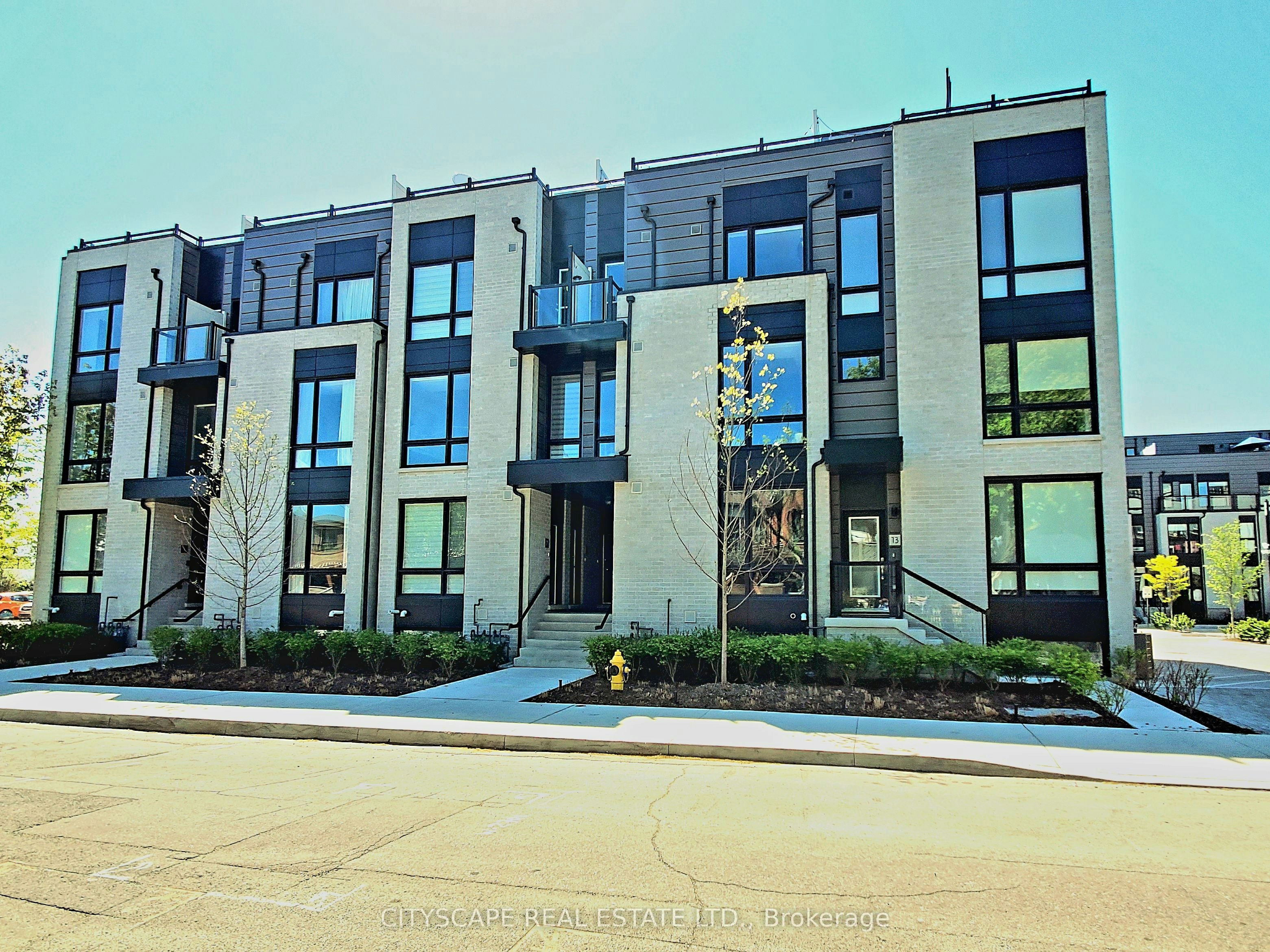 9-31 Florence Street, Toronto, ON, M6K 0C5