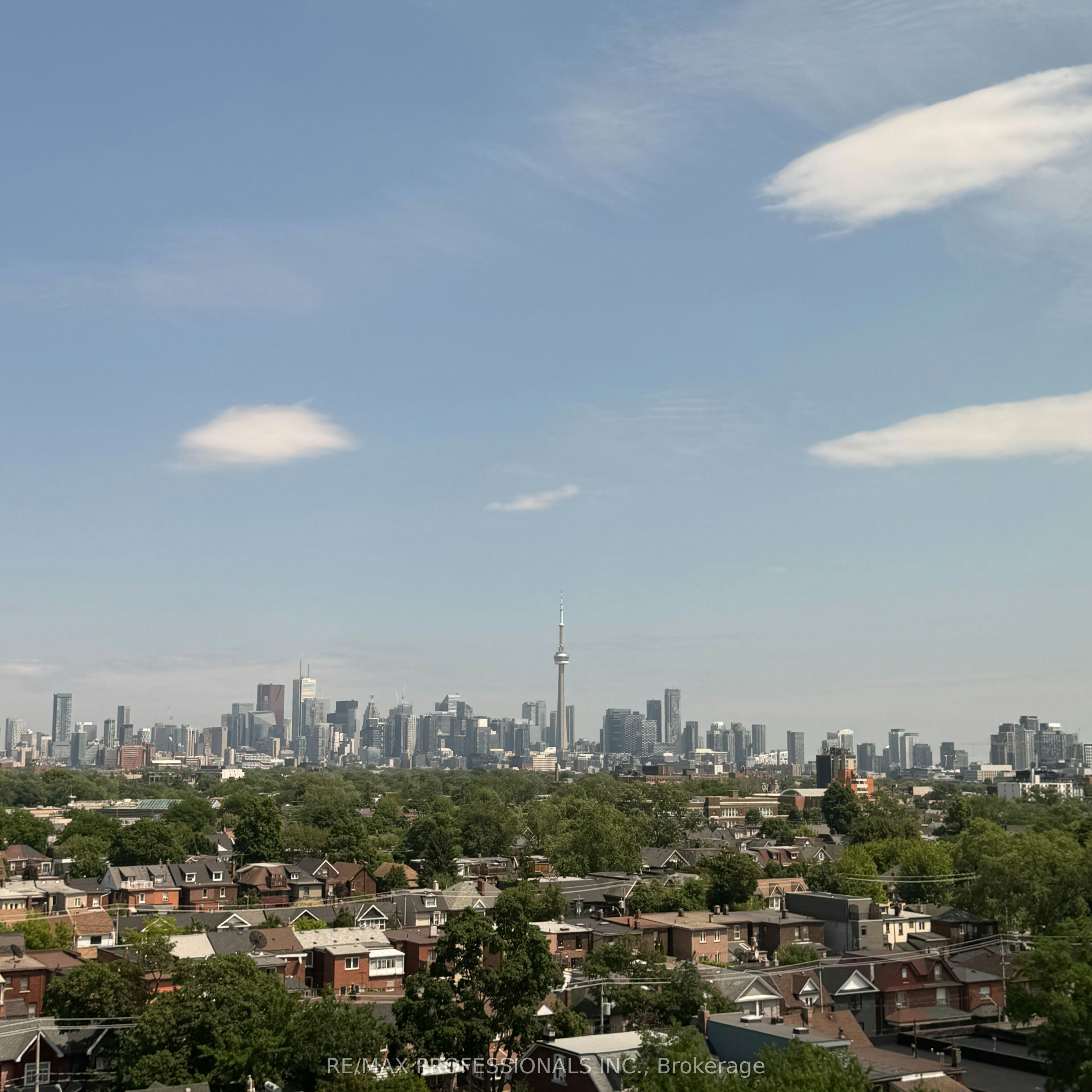 901-181 Sterling Road, Toronto, ON, M6R 2B2 - 12