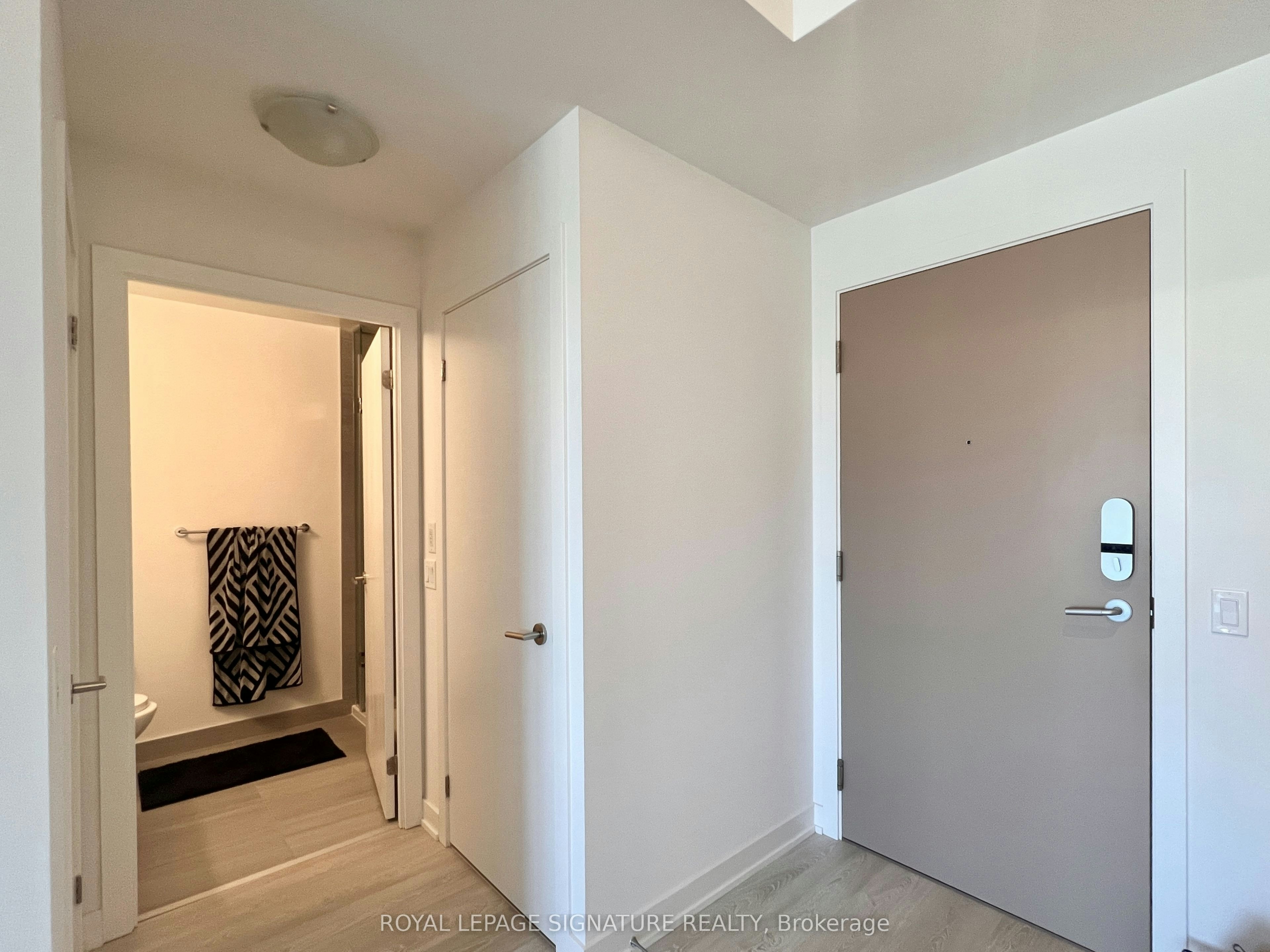 322-1 Kyle Lowry Road, Toronto, ON, M3C 0S6 - 16