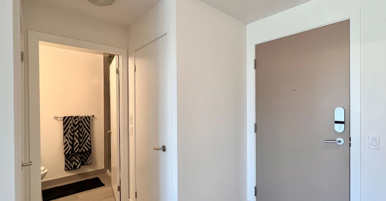 322-1 Kyle Lowry Road, Toronto, ON, M3C 0S6 - 16