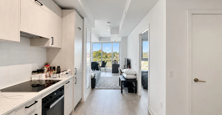 322-1 Kyle Lowry Road, Toronto, ON, M3C 0S6 - 3