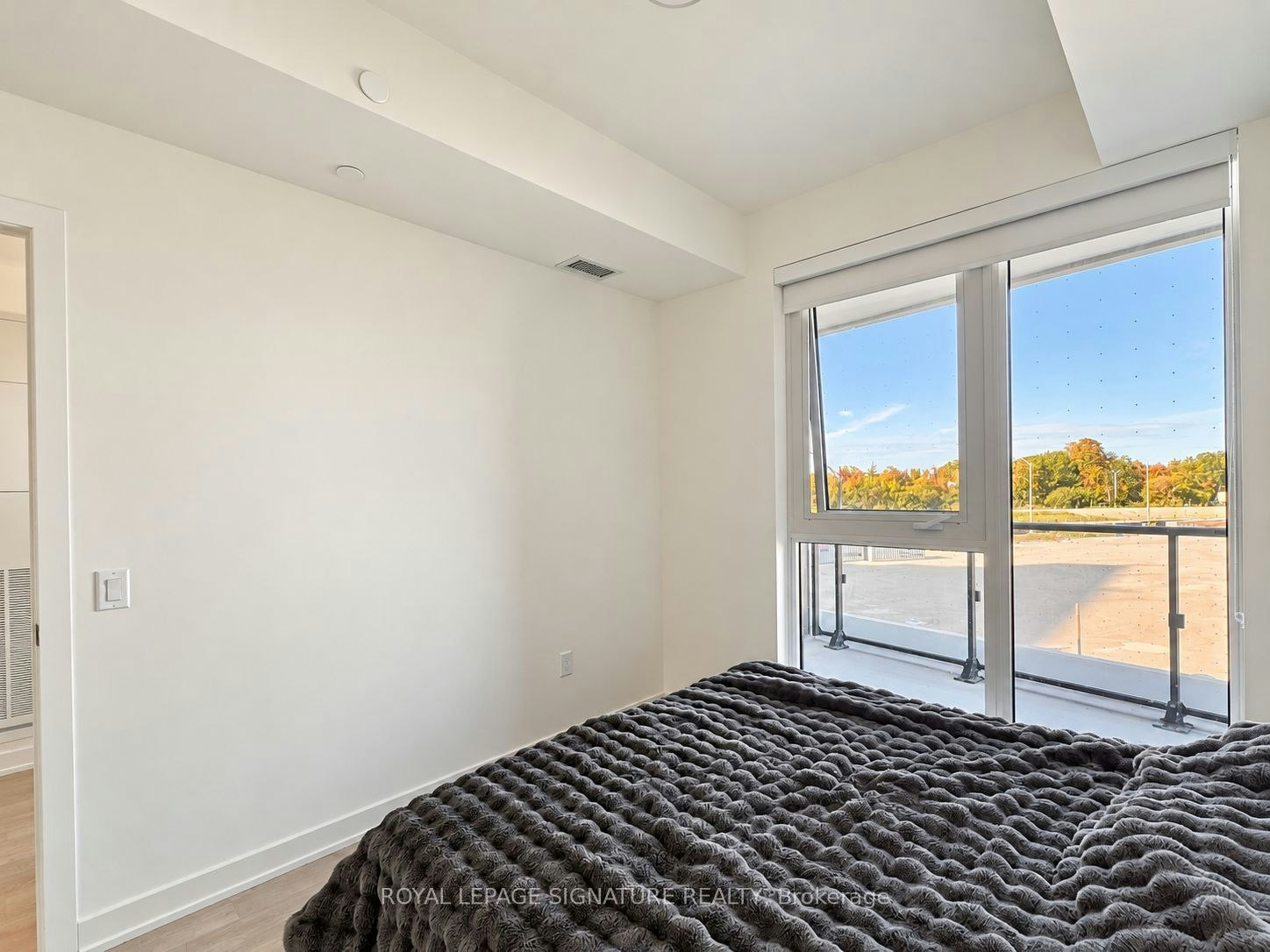 322-1 Kyle Lowry Road, Toronto, ON, M3C 0S6 - 12