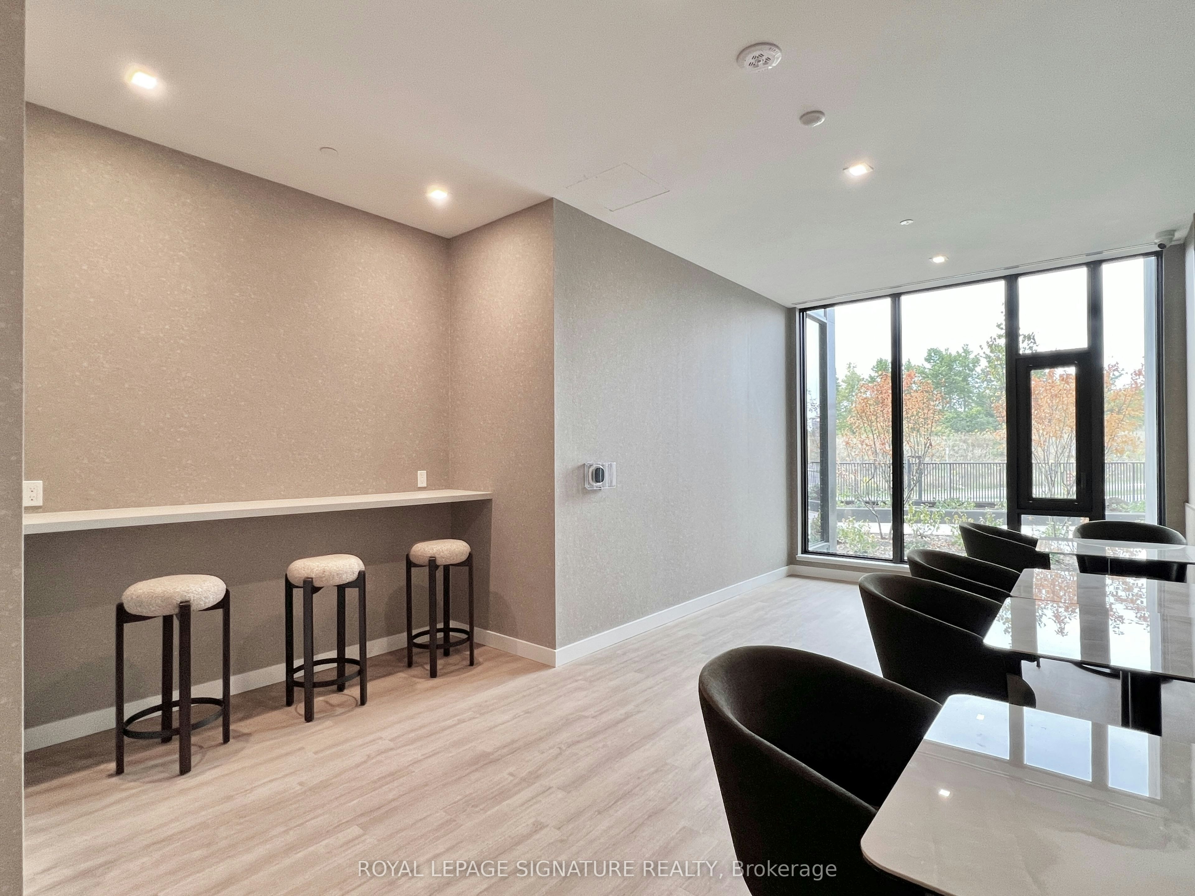 322-1 Kyle Lowry Road, Toronto, ON, M3C 0S6 - 26