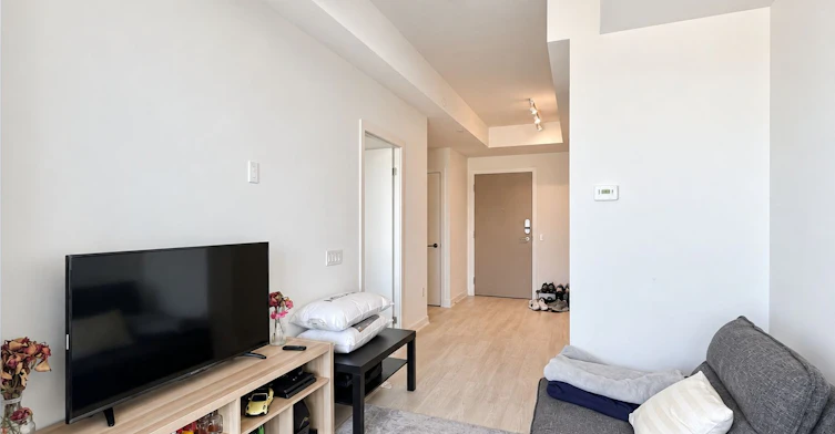322-1 Kyle Lowry Road, Toronto, ON, M3C 0S6 - 10
