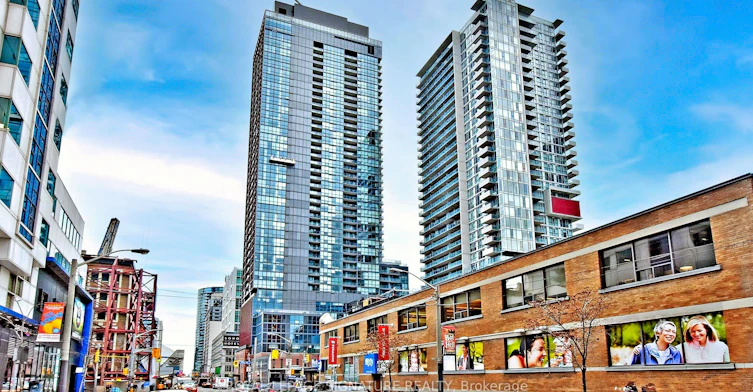 2111-88 Blue Jays Way, Toronto, ON, M5V 2G3 - 2
