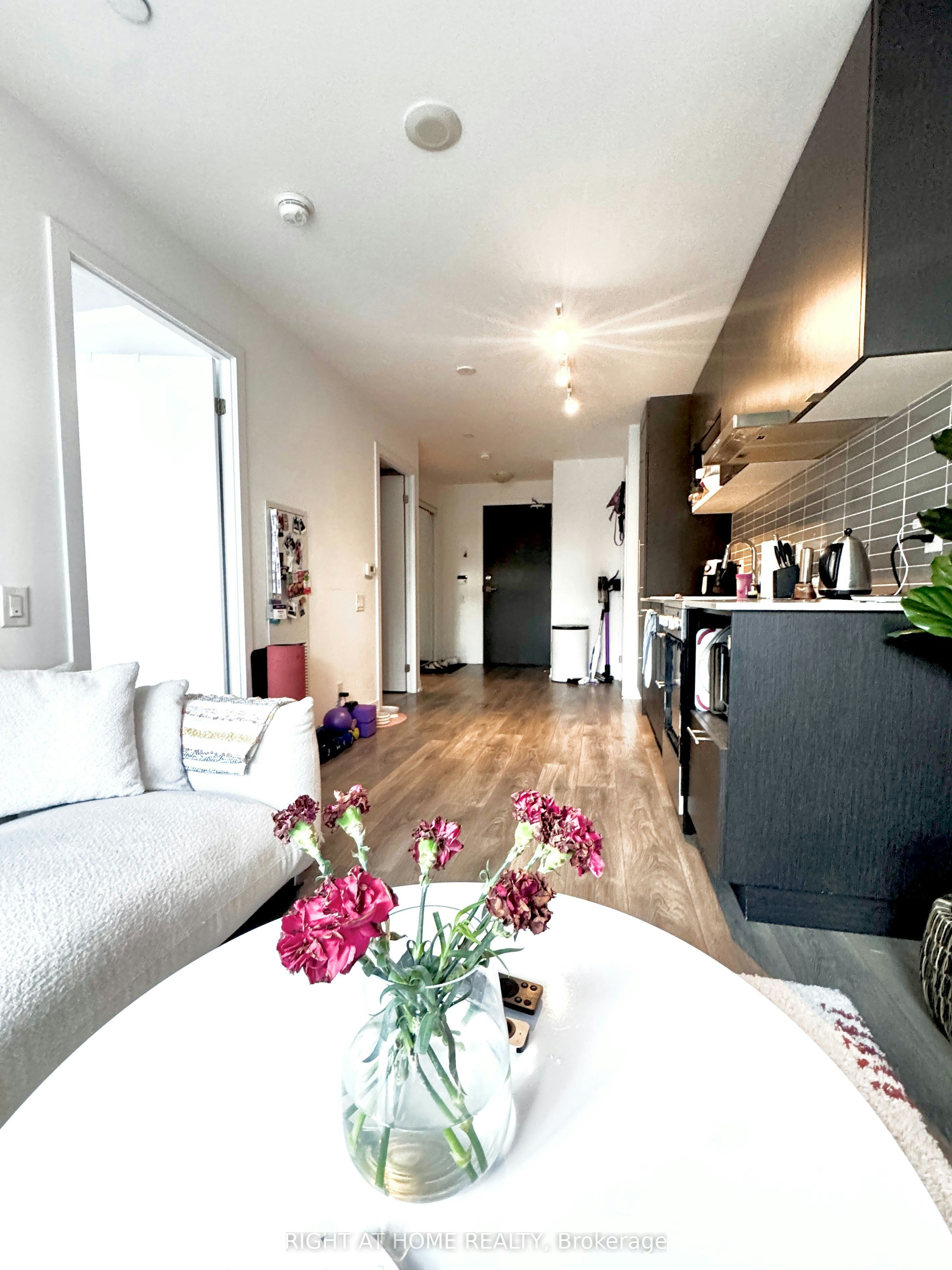 205-365 Church Street, Toronto, ON, M5B 0B5 - 4
