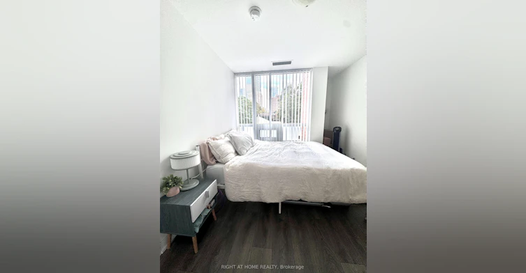 205-365 Church Street, Toronto, ON, M5B 0B5 - 7