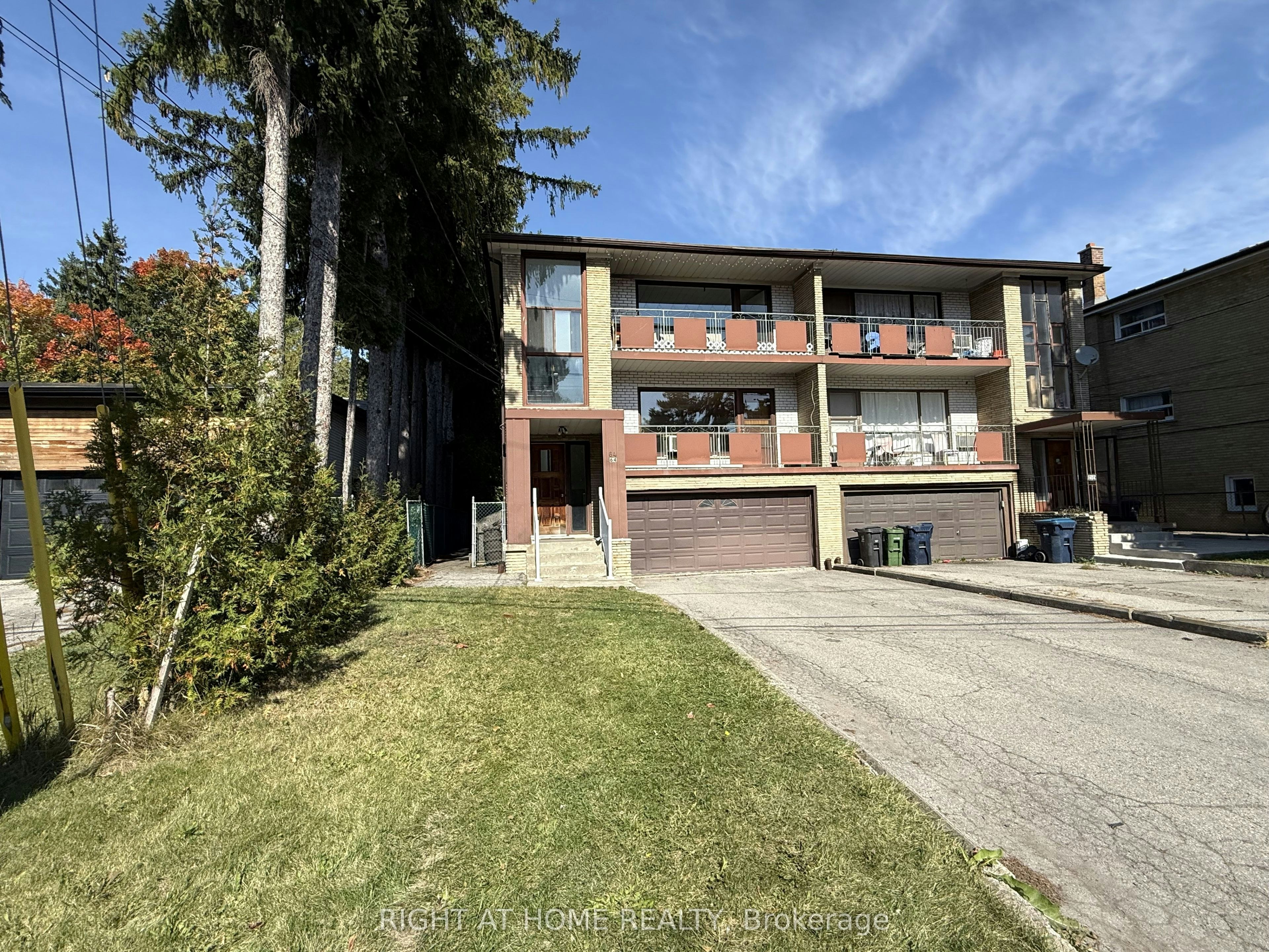 64 Purdon Drive, Toronto, ON, M3H 4X1