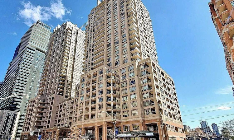905-909 Bay Street