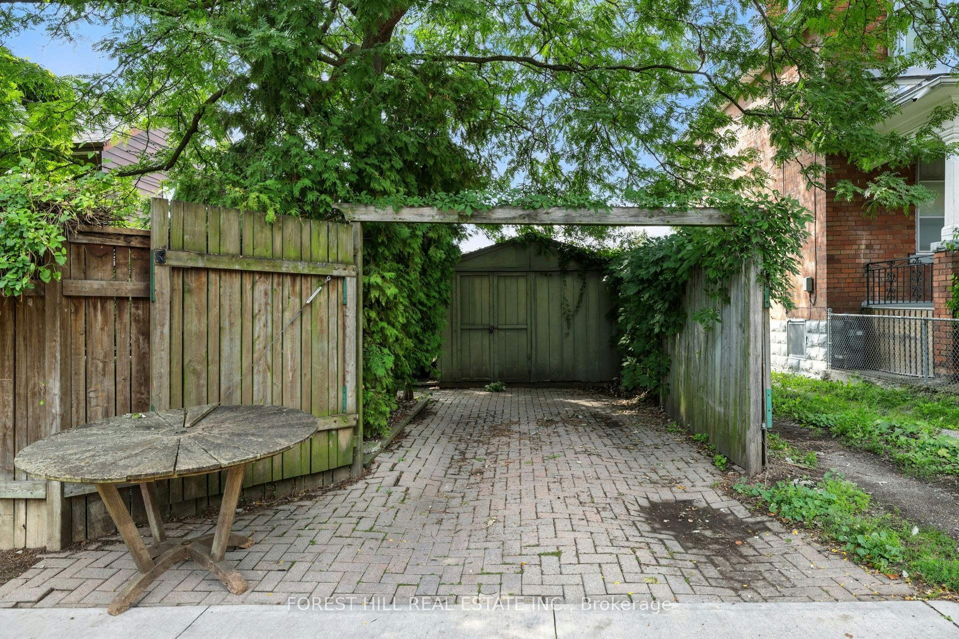 54 Afton Avenue, Toronto, ON, M6J 1S1 - 42