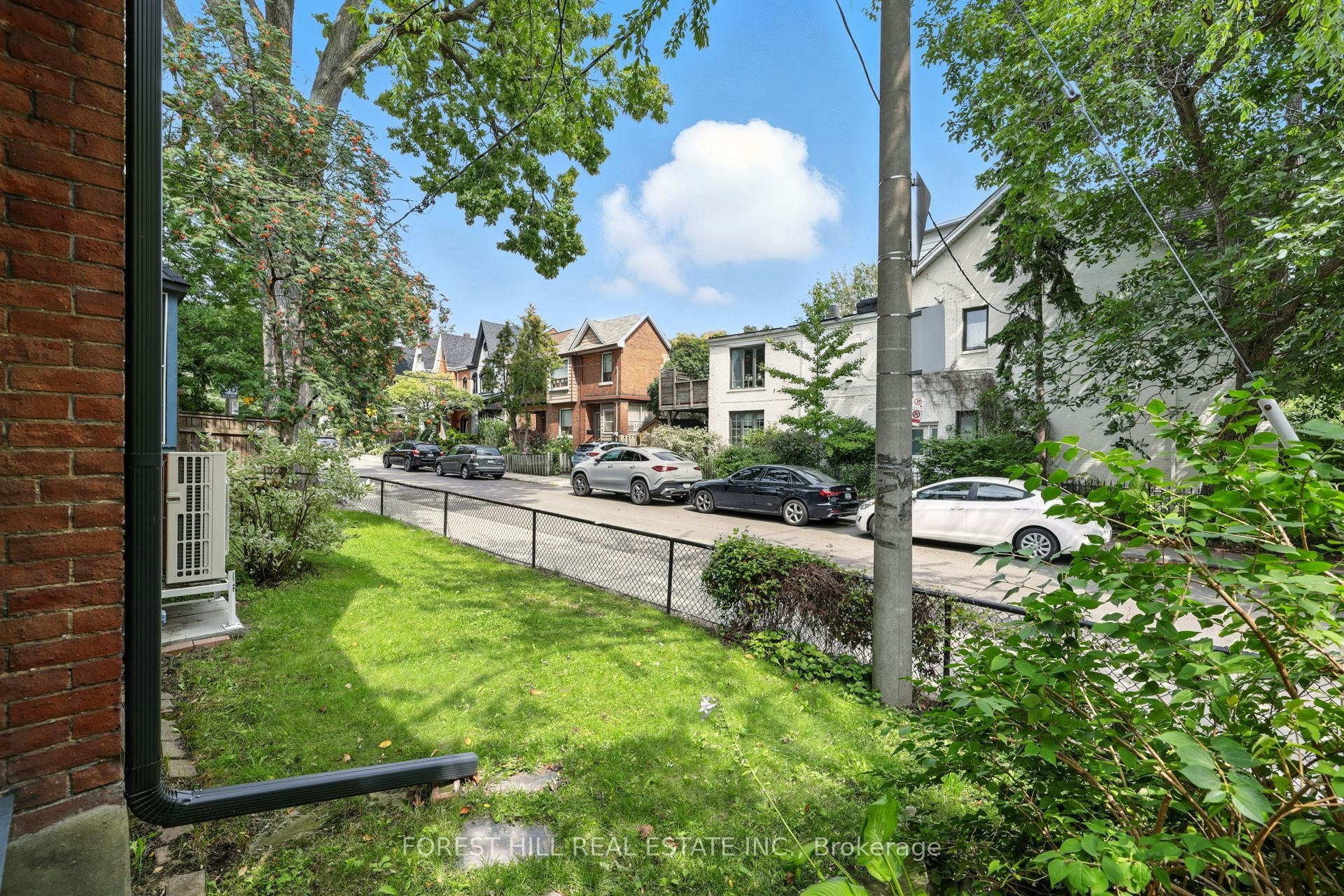 54 Afton Avenue, Toronto, ON, M6J 1S1 - 38