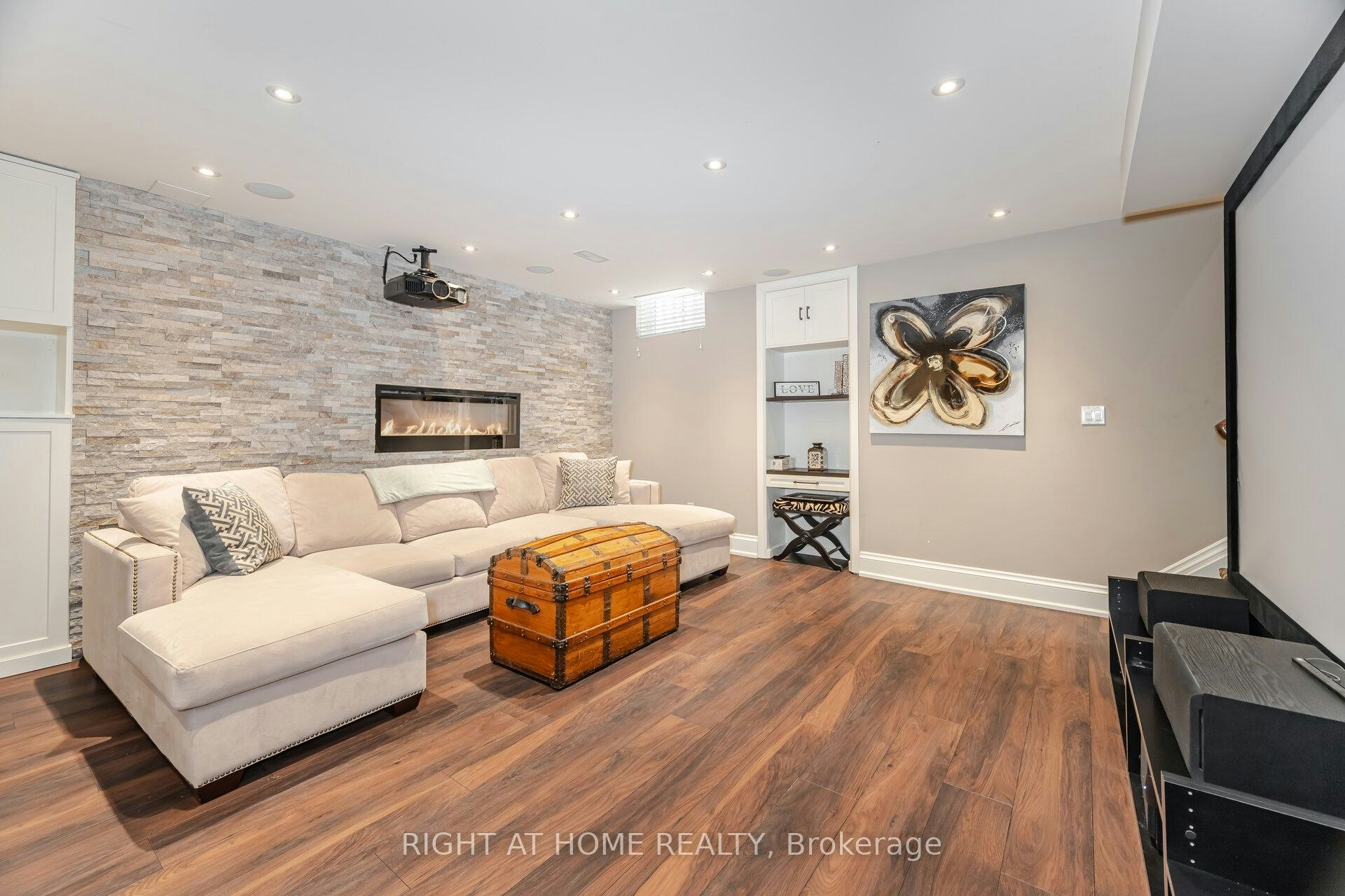 58 Johnston Avenue, Toronto, ON, M2N 1G8 - 18