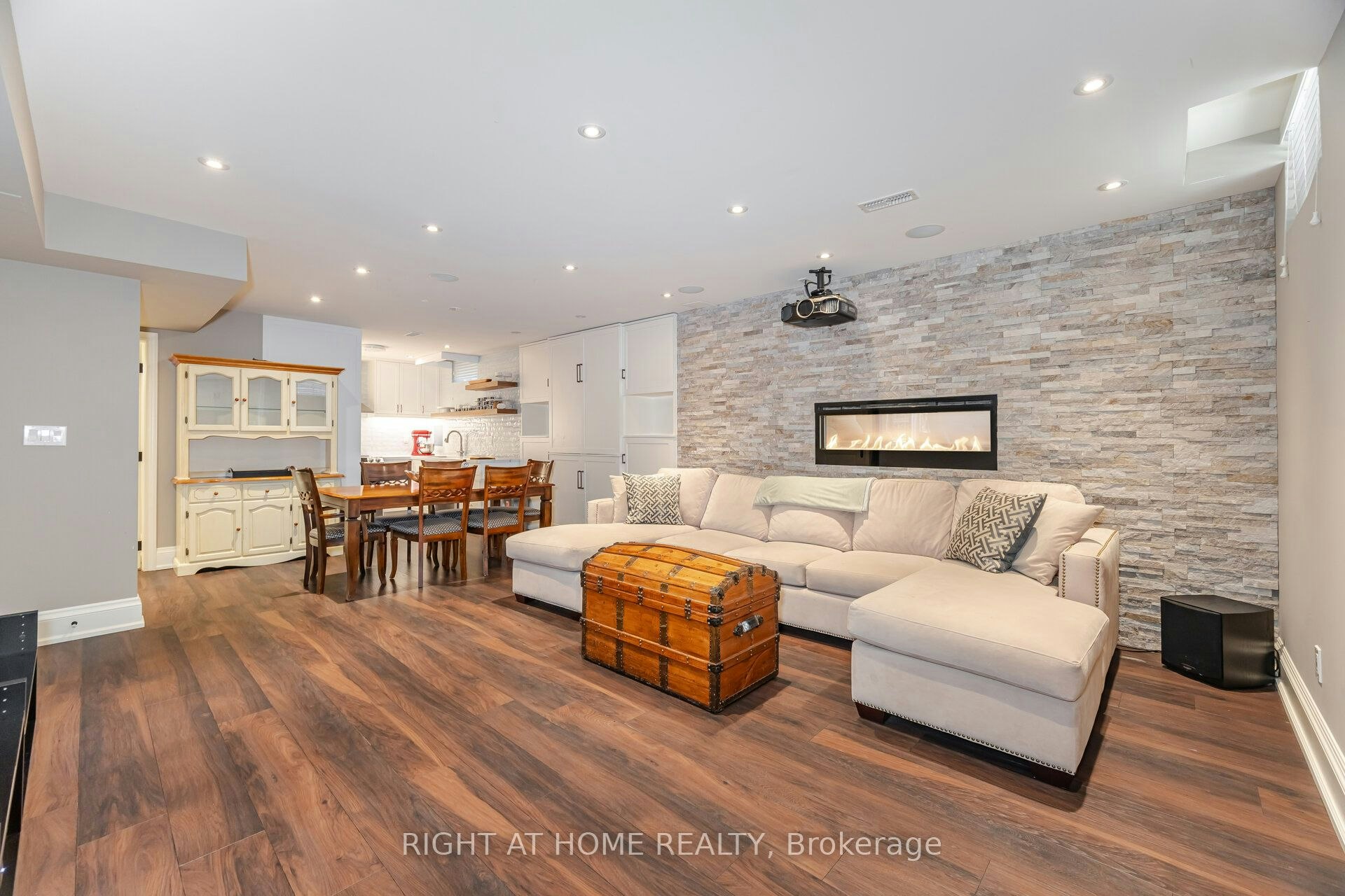 58 Johnston Avenue, Toronto, ON, M2N 1G8 - 20