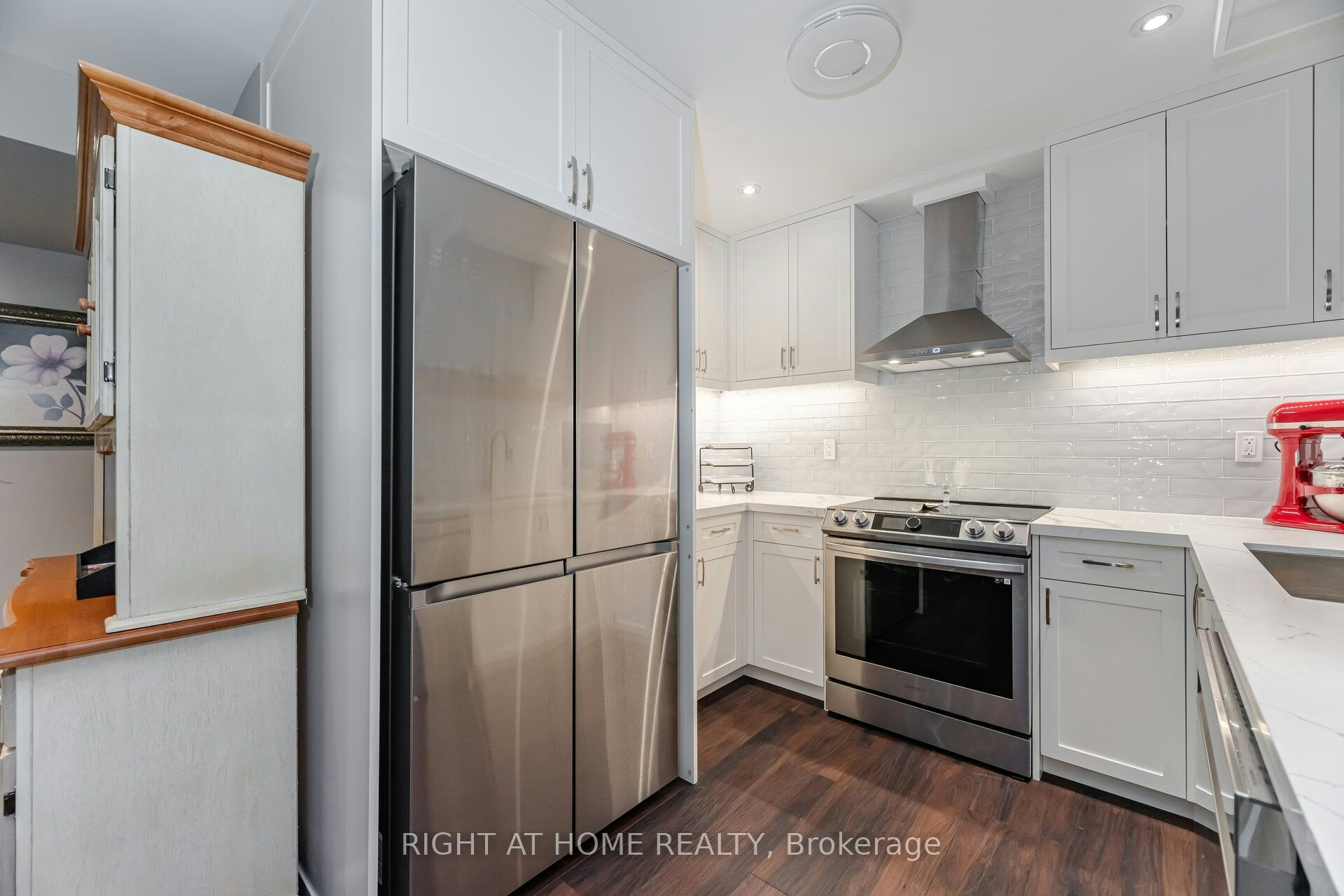 58 Johnston Avenue, Toronto, ON, M2N 1G8 - 41