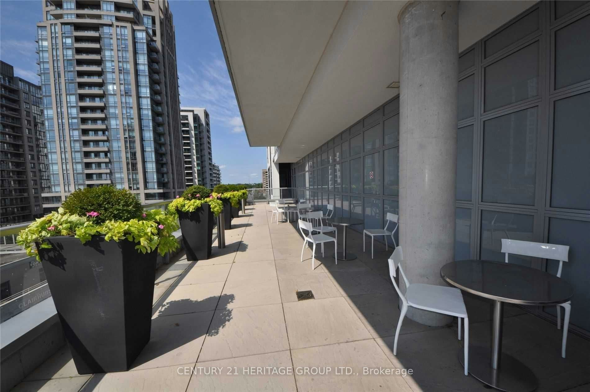 1709-501 St Clair Avenue W, Toronto, ON, M5P 0A2 - 13