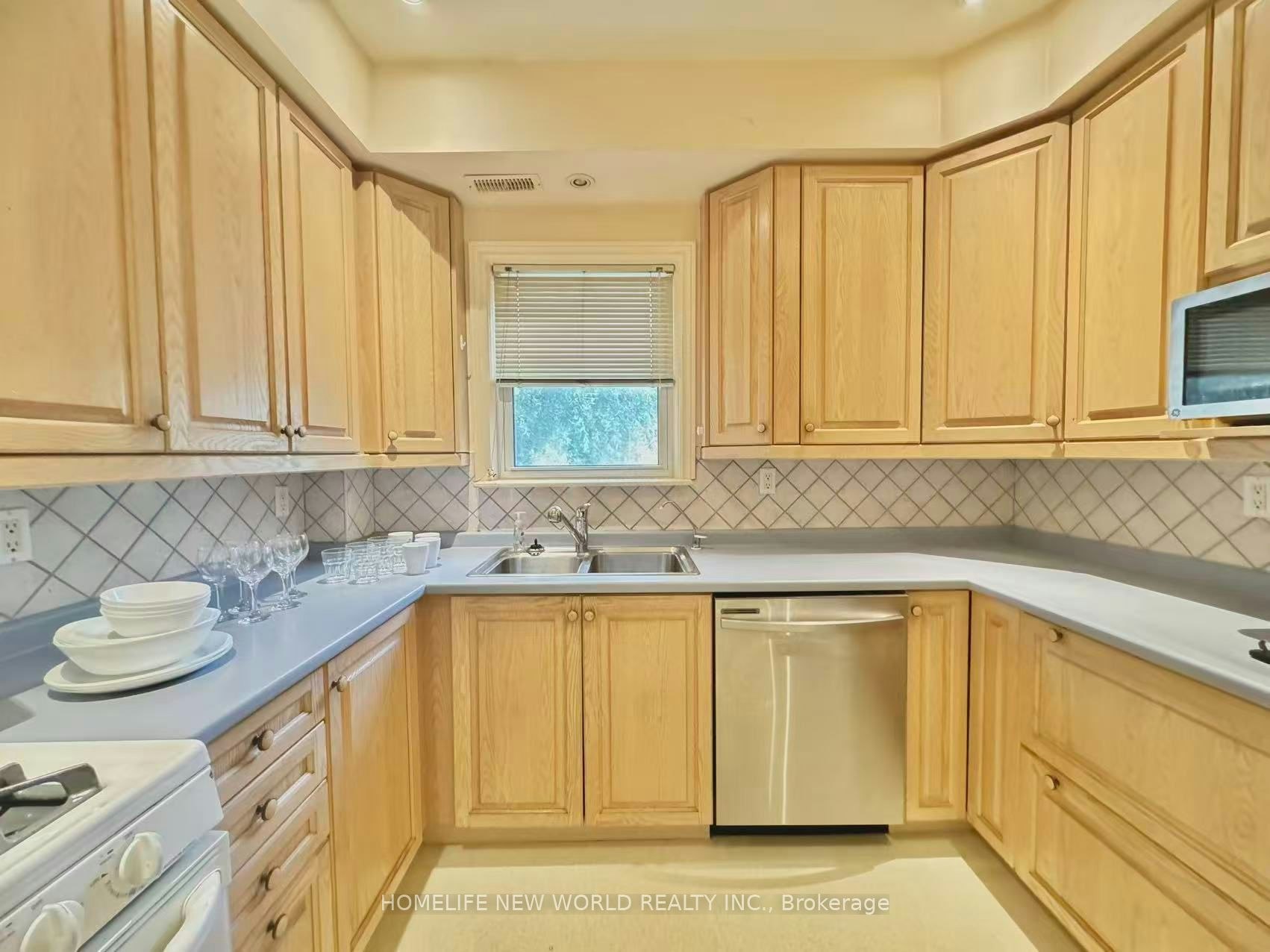 Main FL-630 Lonsdale Road, Toronto, ON, M5P 1R8 - 6