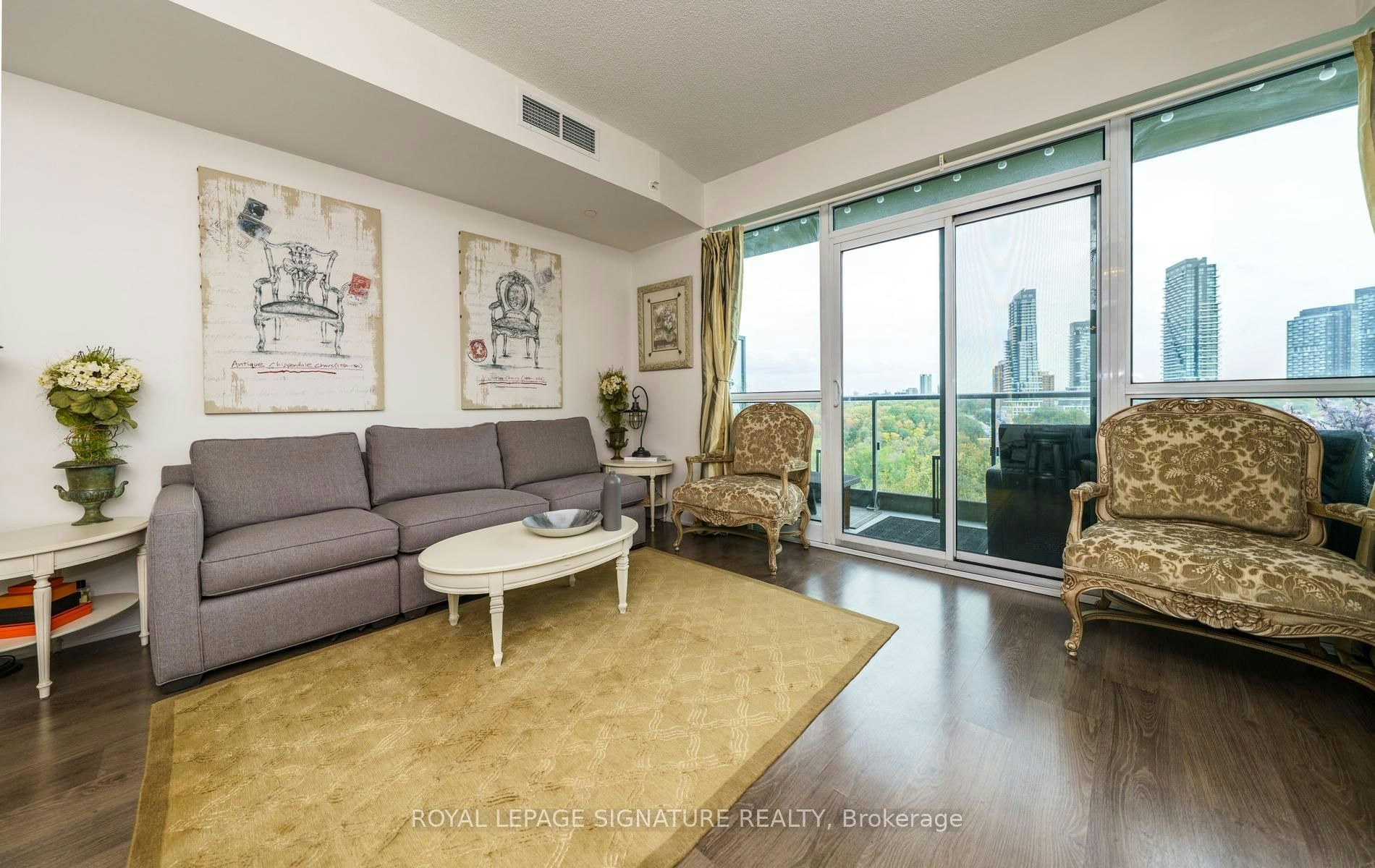 618-160 Vanderhoof Avenue, Toronto, ON, M4G 0B7
