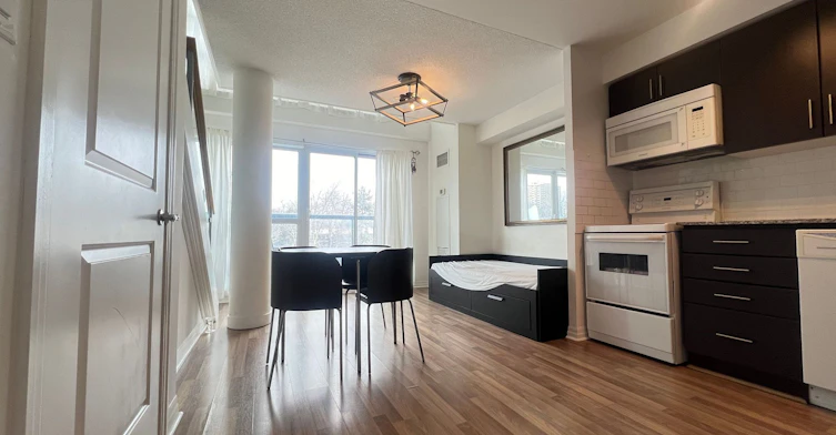 109-2035 Sheppard Avenue E, Toronto, ON, M2J 1W6 - 3