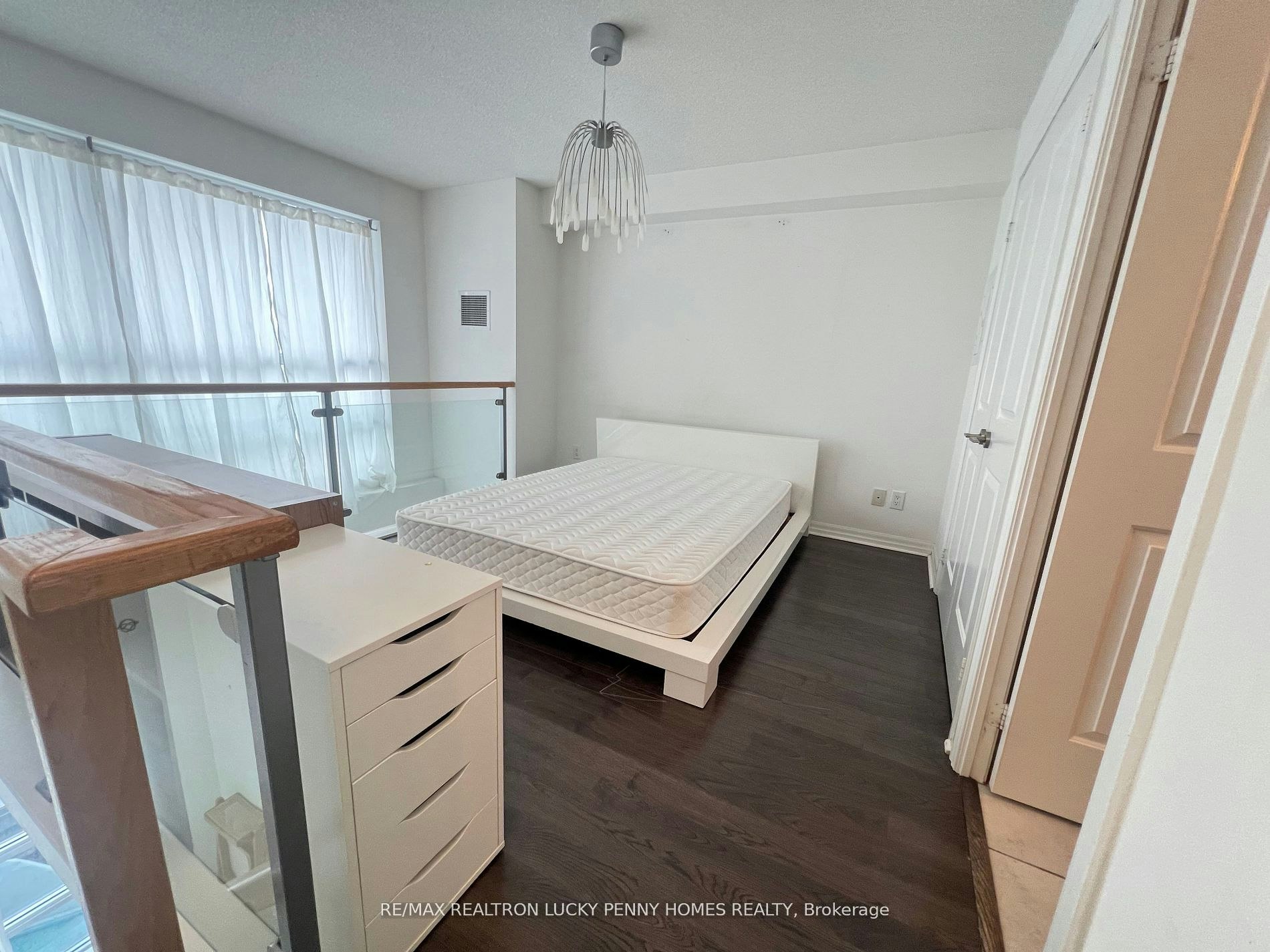109-2035 Sheppard Avenue E, Toronto, ON, M2J 1W6 - 4