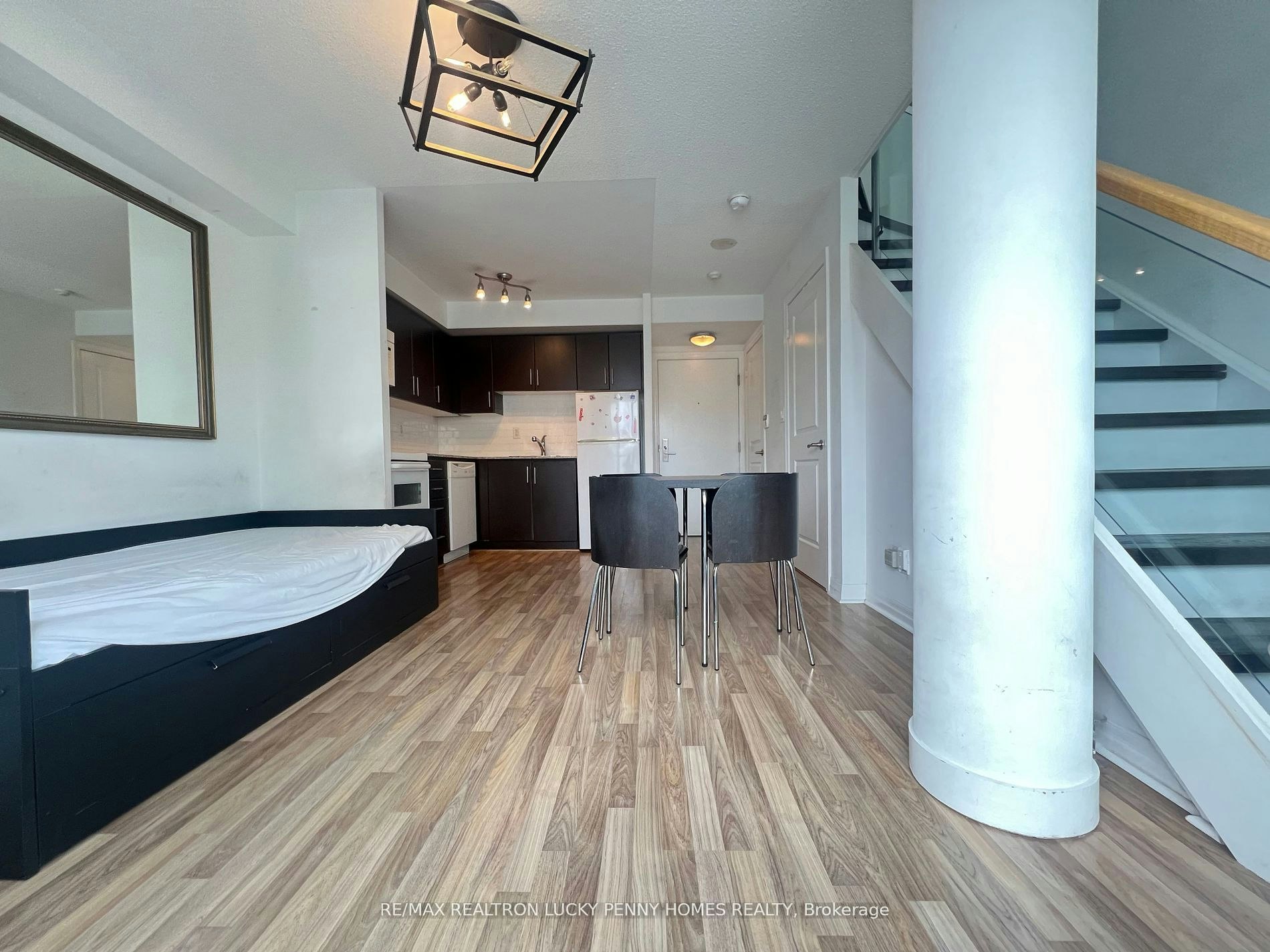 109-2035 Sheppard Avenue E, Toronto, ON, M2J 1W6