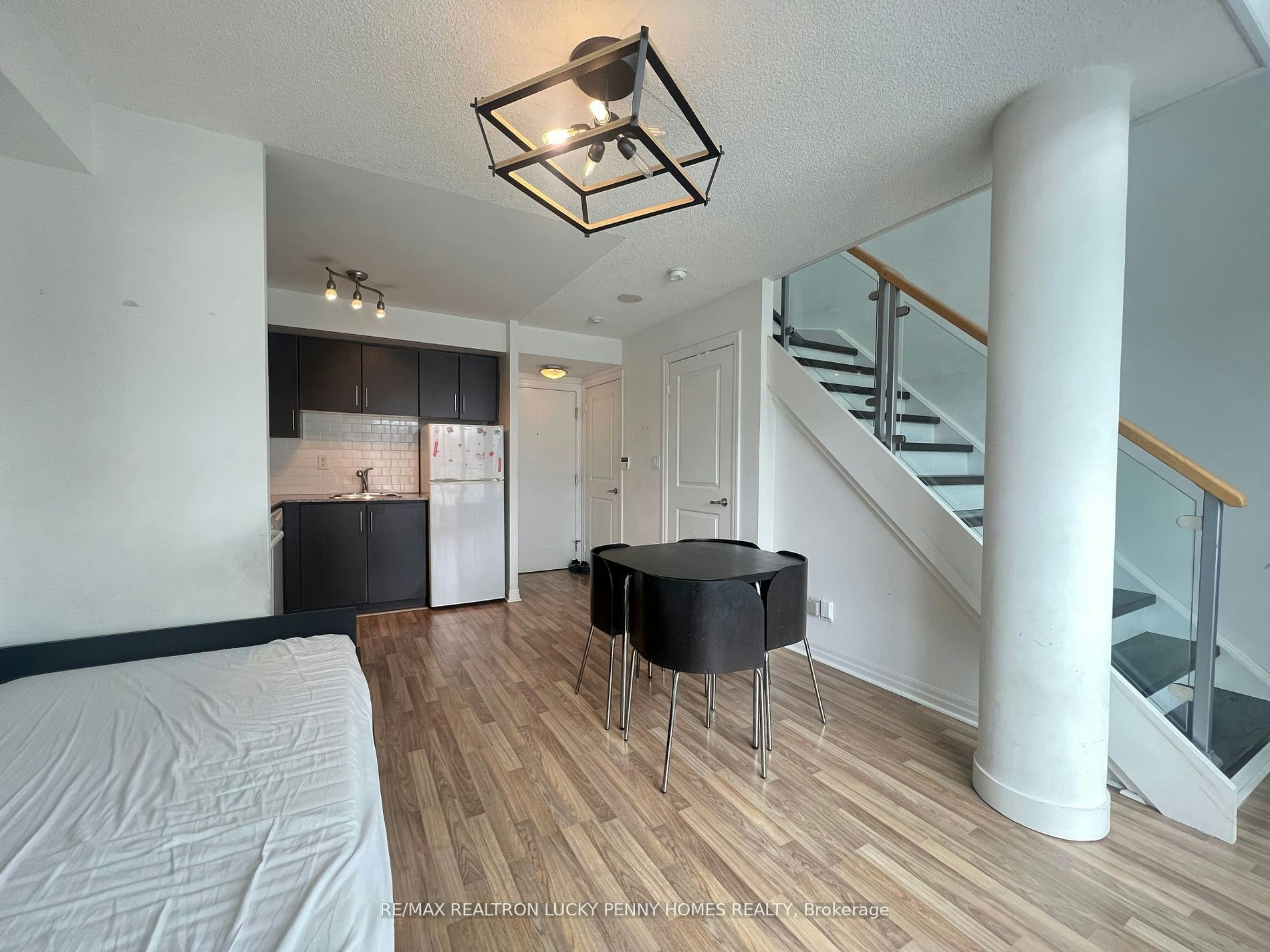 109-2035 Sheppard Avenue E, Toronto, ON, M2J 1W6 - 2