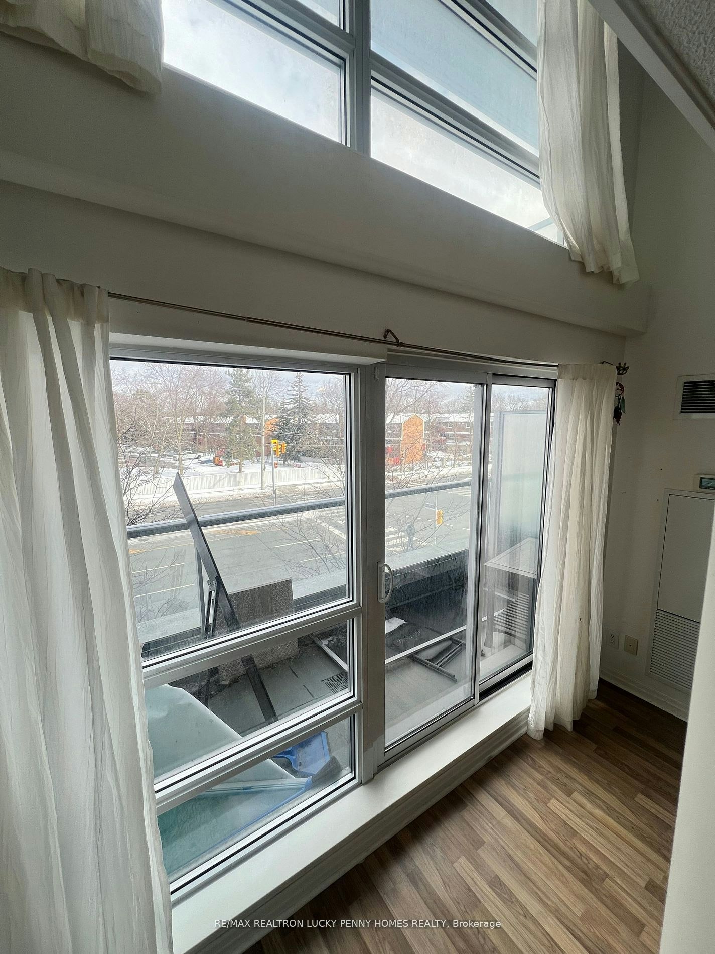 109-2035 Sheppard Avenue E, Toronto, ON, M2J 1W6 - 8