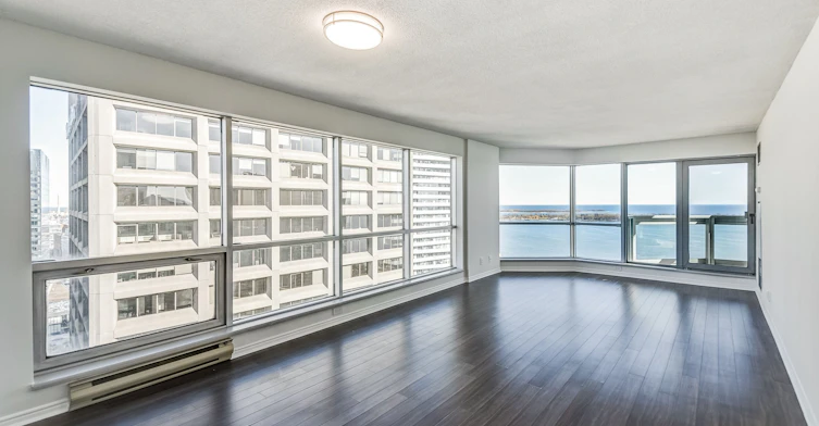 3111-10 Yonge Street, Toronto, ON, M5E 1R4 - 5