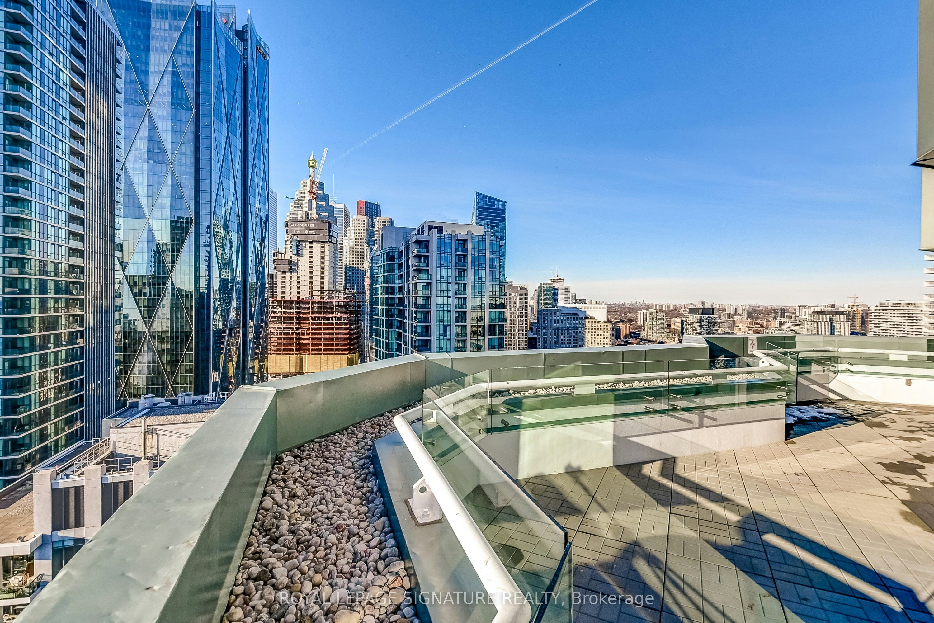 3111-10 Yonge Street, Toronto, ON, M5E 1R4 - 31