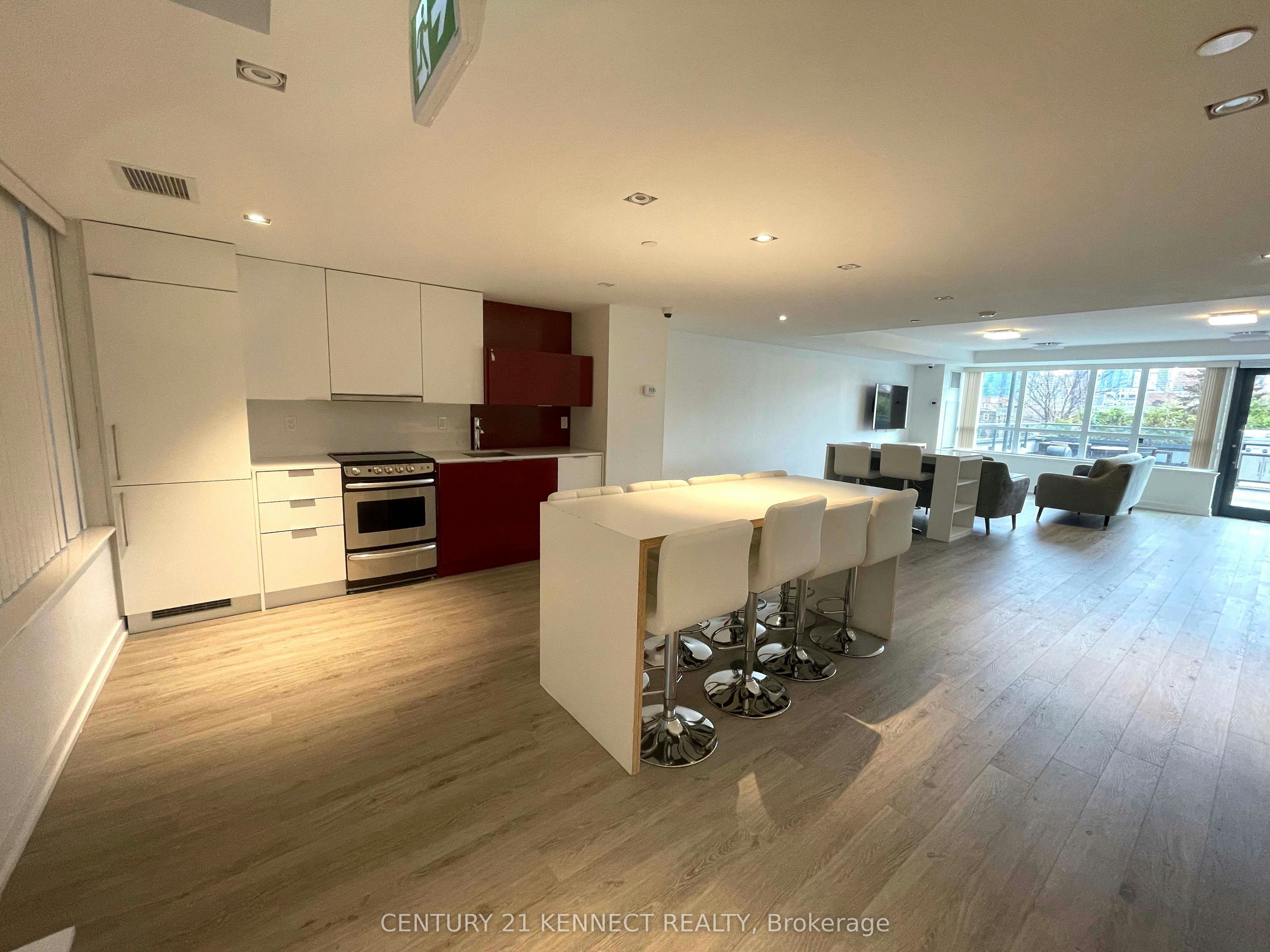 502R-231 College Street, Toronto, ON, M5T 1R4 - 17