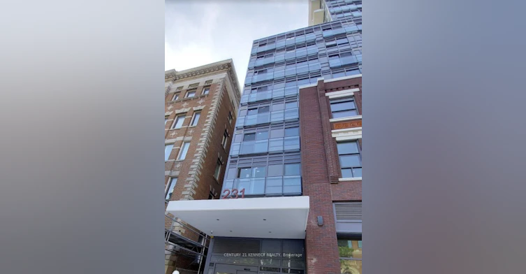 502R-231 College Street, Toronto, ON, M5T 1R4 - 2
