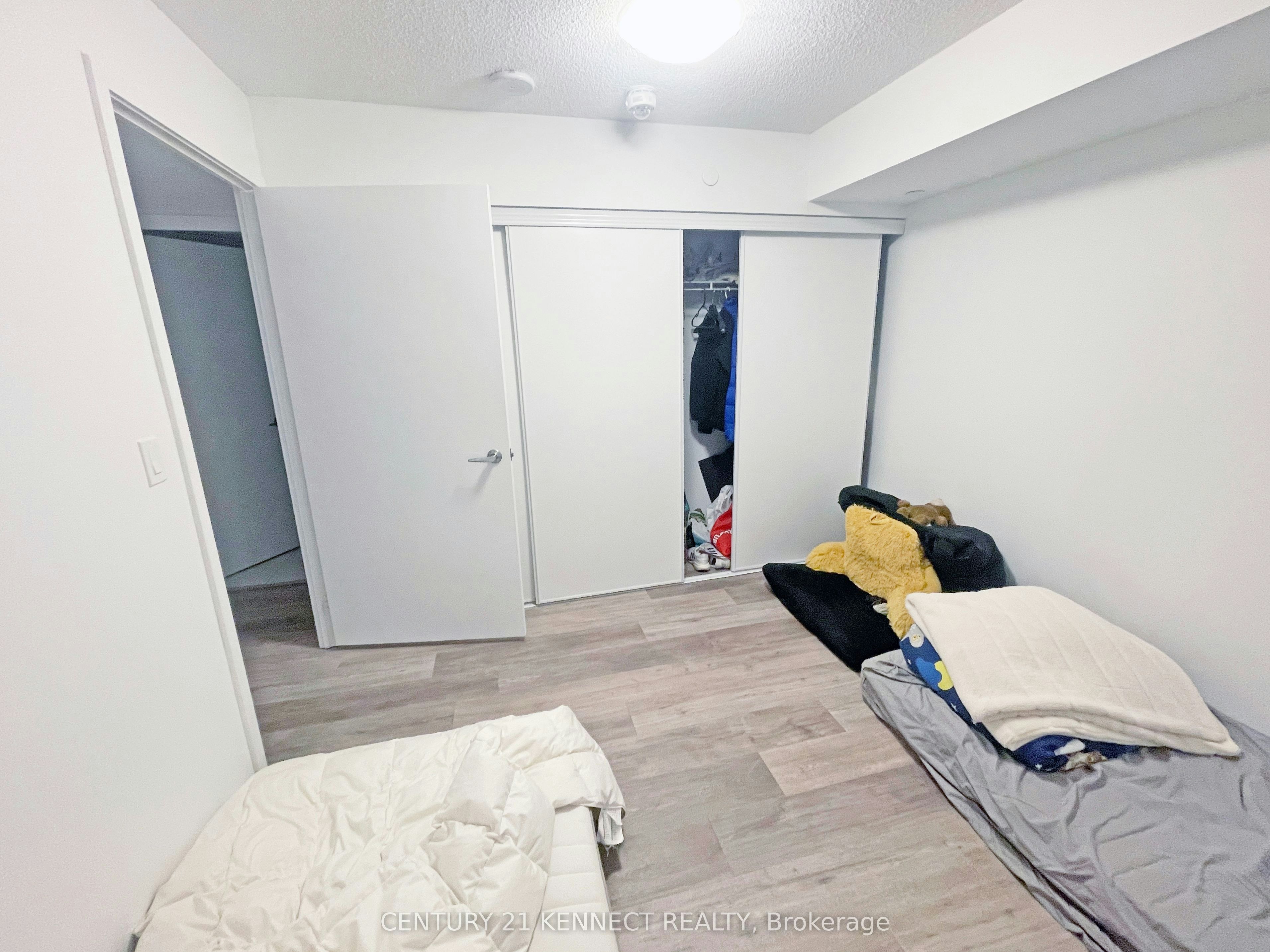502R-231 College Street, Toronto, ON, M5T 1R4 - 10