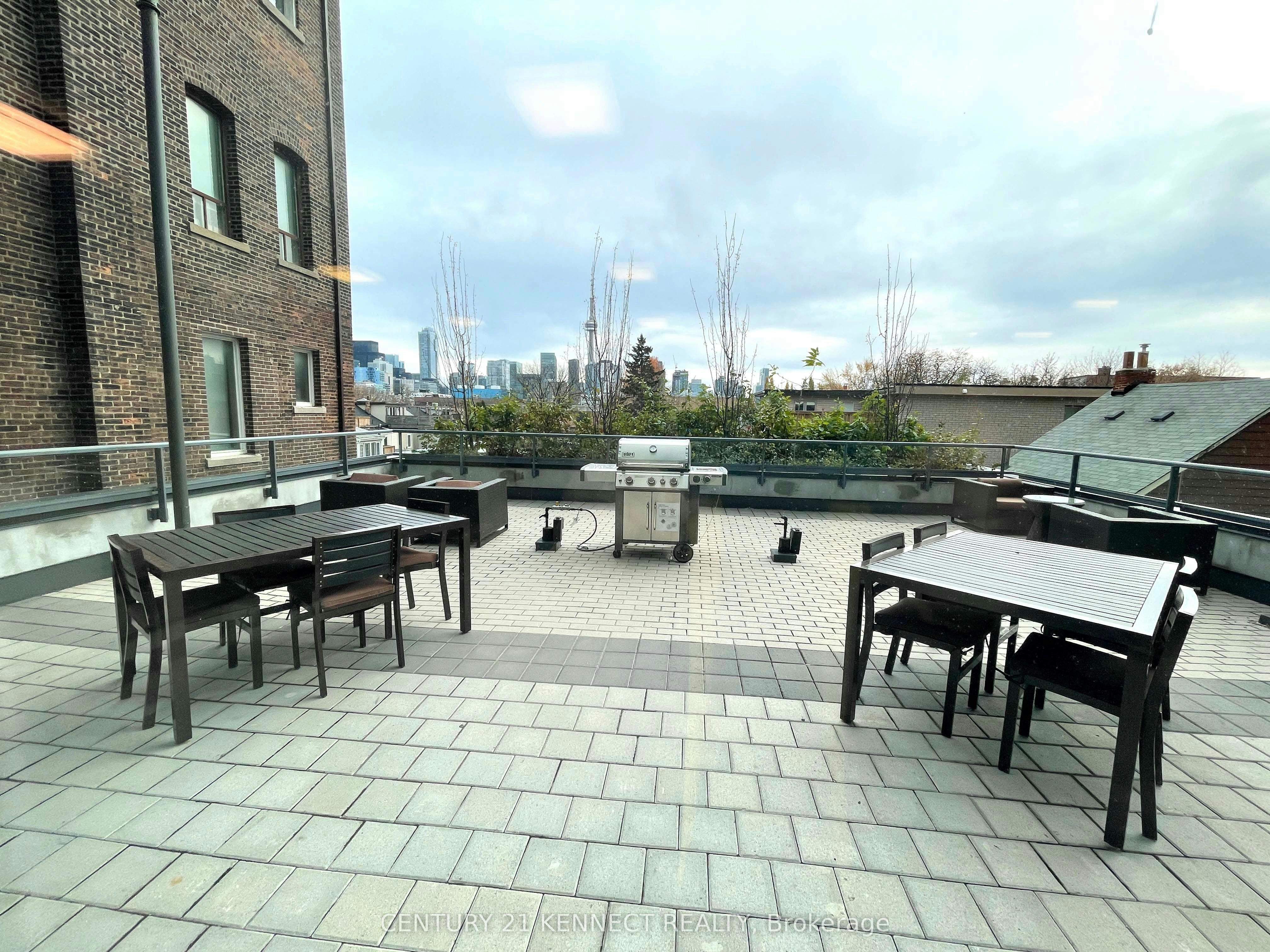 502R-231 College Street, Toronto, ON, M5T 1R4 - 19