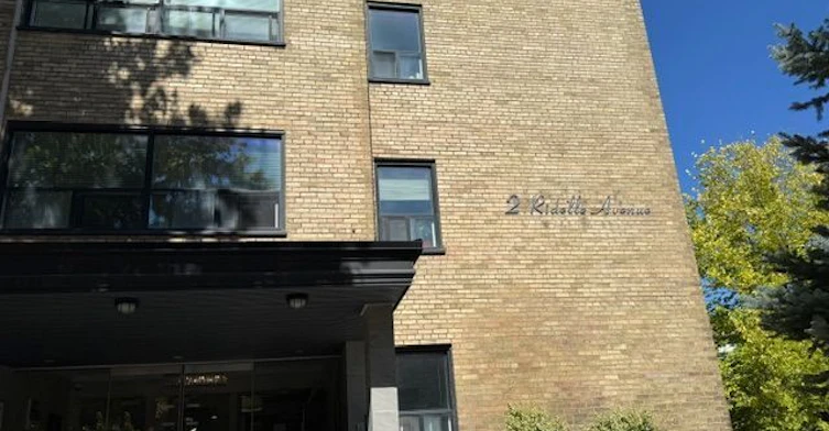 106-2 Ridelle Avenue, Toronto, ON, M6B 1H4 - 11