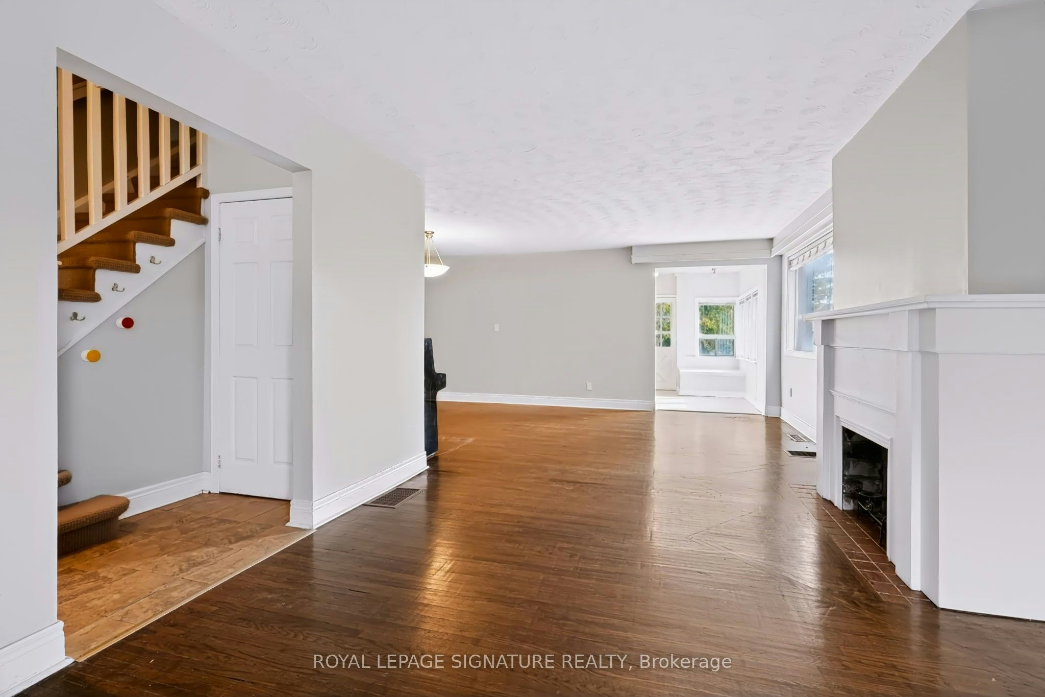 395 Glenholme Avenue, Toronto, ON, M6E 3E6 - 4