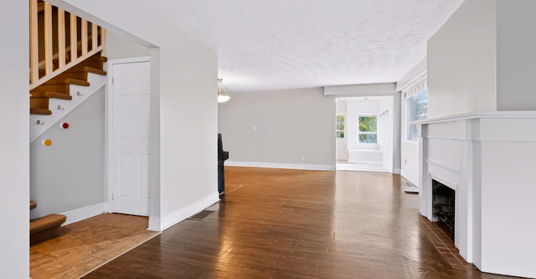 395 Glenholme Avenue, Toronto, ON, M6E 3E6 - 4