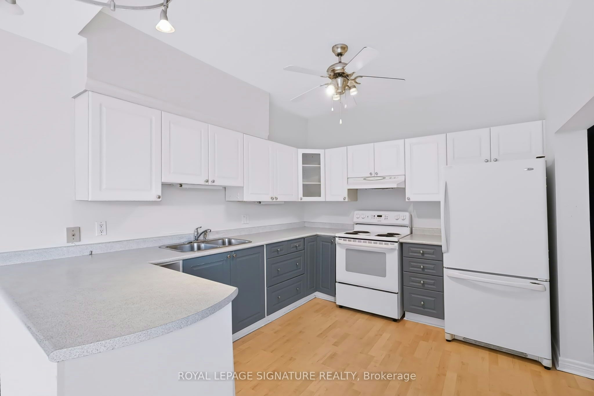 395 Glenholme Avenue, Toronto, ON, M6E 3E6 - 9