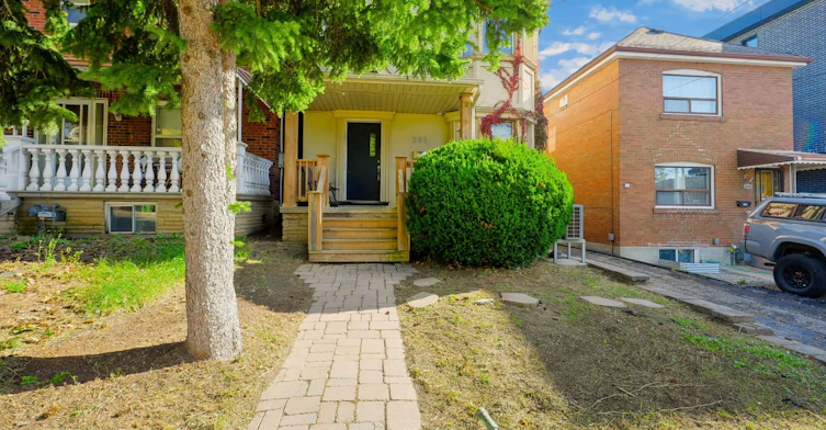 395 Glenholme Avenue, Toronto, ON, M6E 3E6