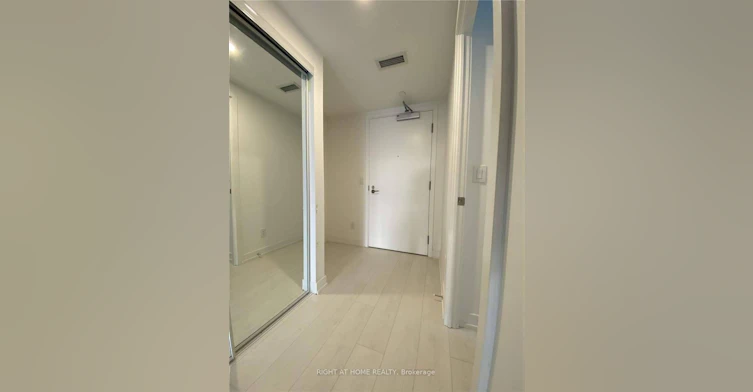 1207-19 Western Battery Road, Toronto, ON, M6K 0E3 - 5