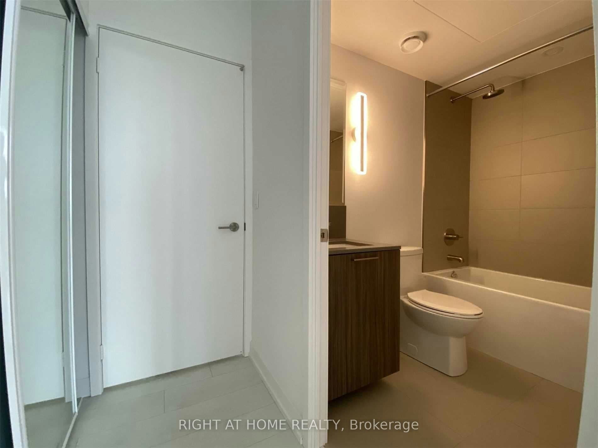 1207-19 Western Battery Road, Toronto, ON, M6K 0E3 - 7