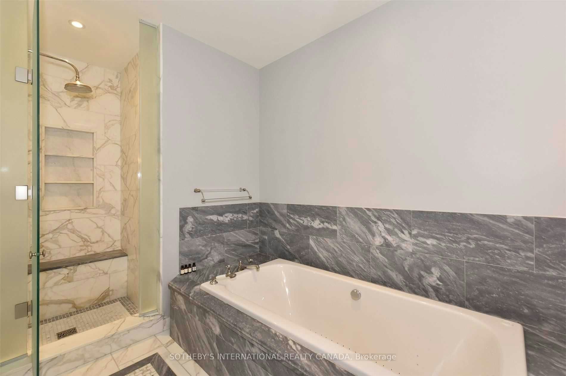 6D-1 St. Thomas Street, Toronto, ON, M5S 3M5 - 11