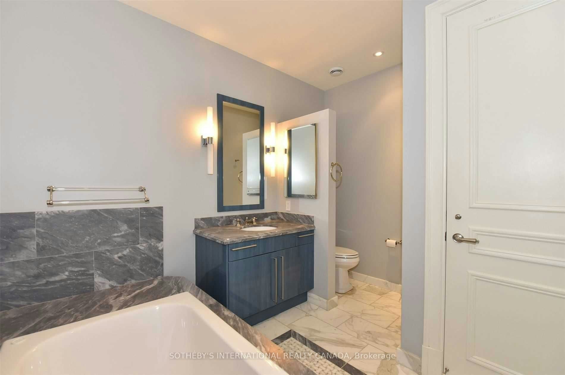 6D-1 St. Thomas Street, Toronto, ON, M5S 3M5 - 12
