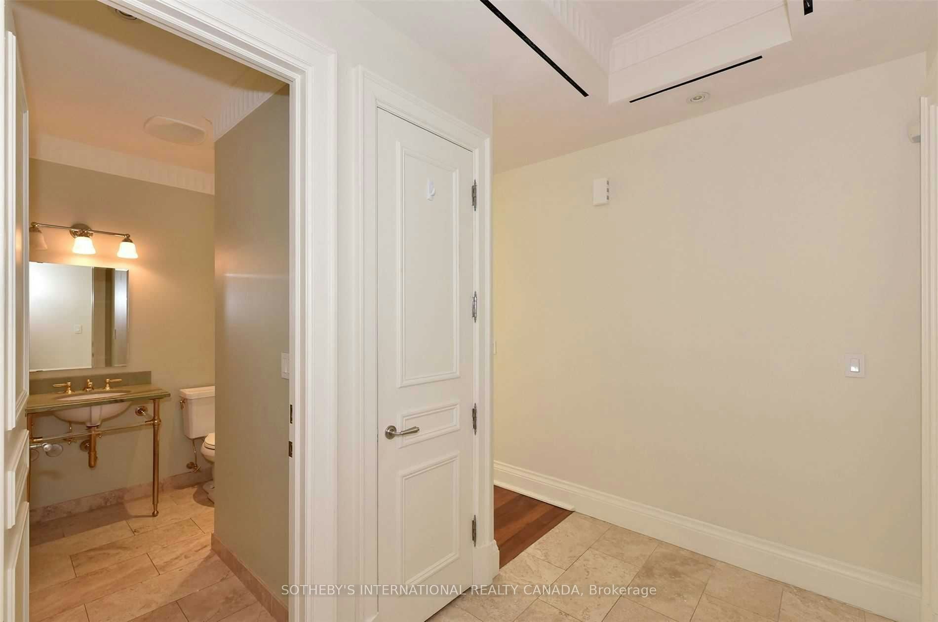 6D-1 St. Thomas Street, Toronto, ON, M5S 3M5 - 13