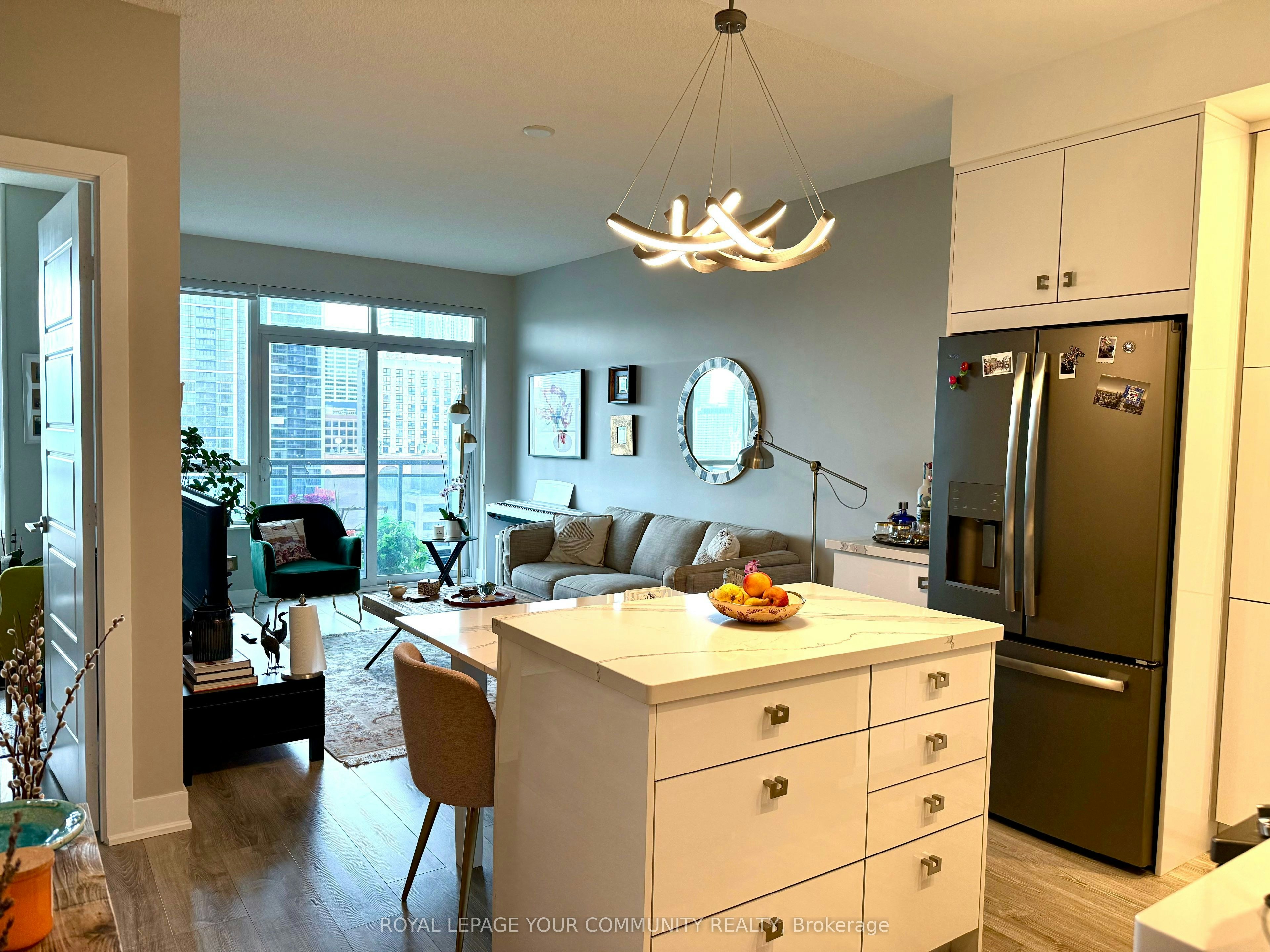 1907-28 Linden Street, Toronto, ON, M4Y 0A4 - 6