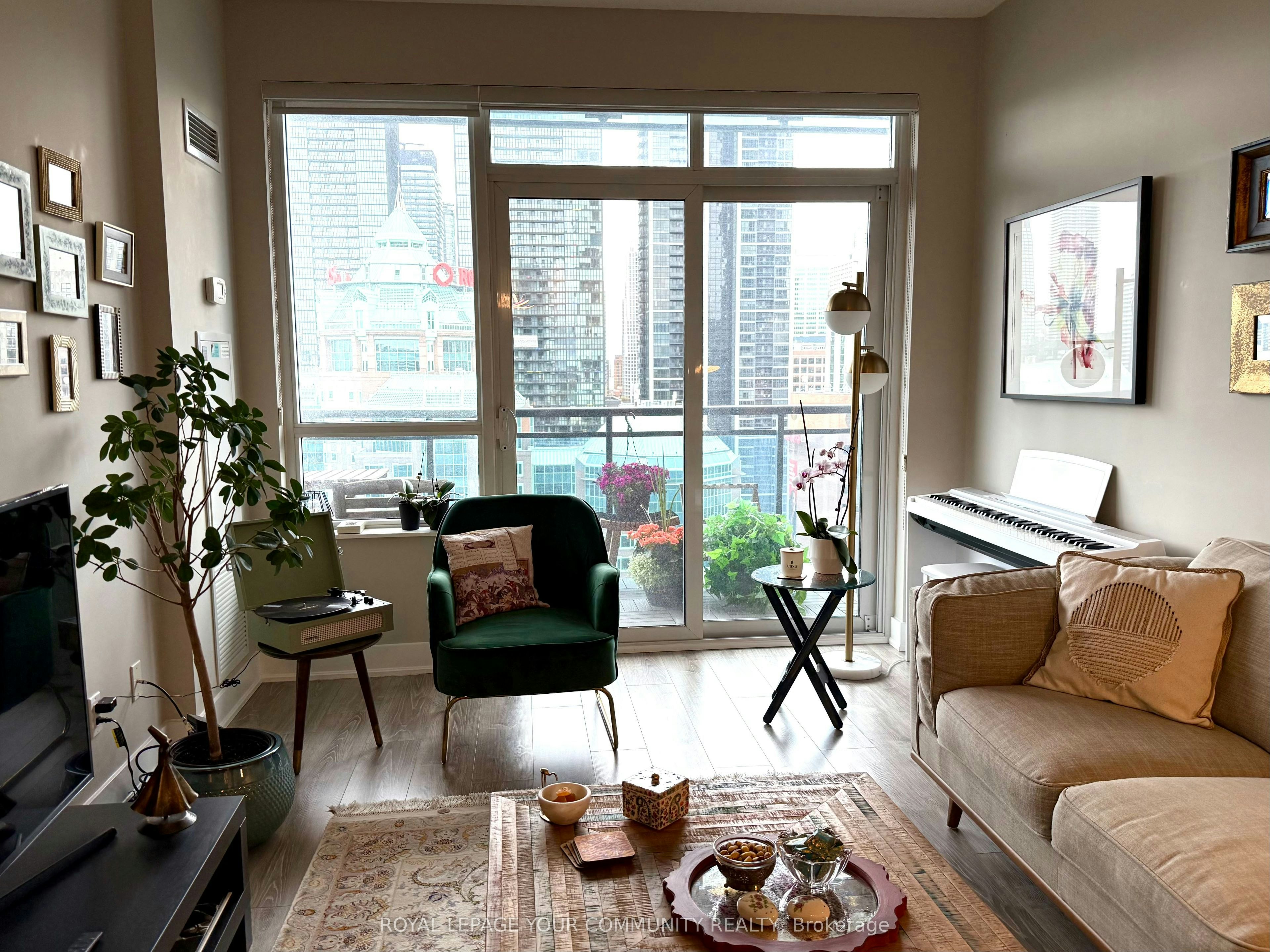 1907-28 Linden Street, Toronto, ON, M4Y 0A4 - 11