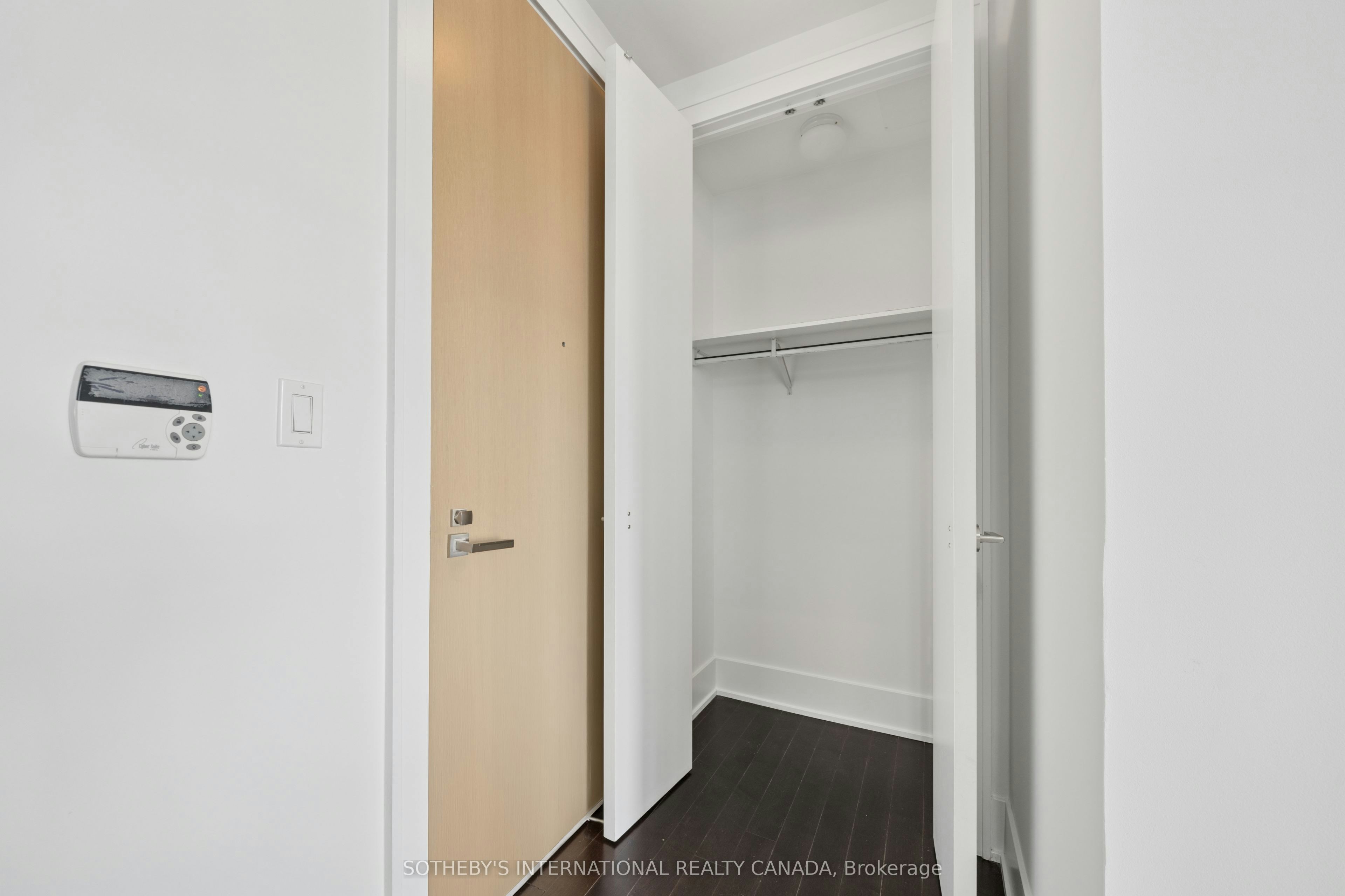 502-39 Queens Quay E, Toronto, ON, M5A 0A4 - 4
