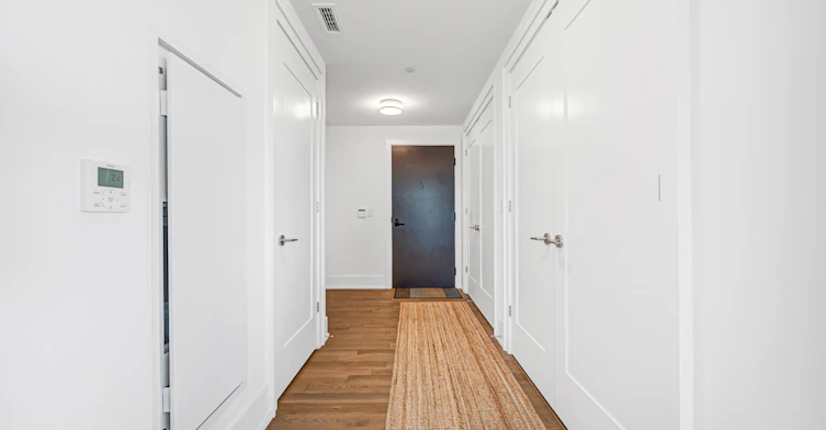 1219-25 Adra Grado Way, Toronto, ON, M2J 0H6 - 3