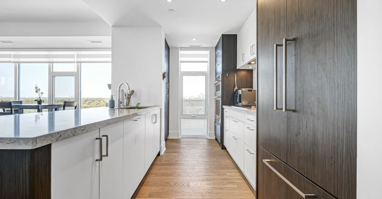 1219-25 Adra Grado Way, Toronto, ON, M2J 0H6 - 4