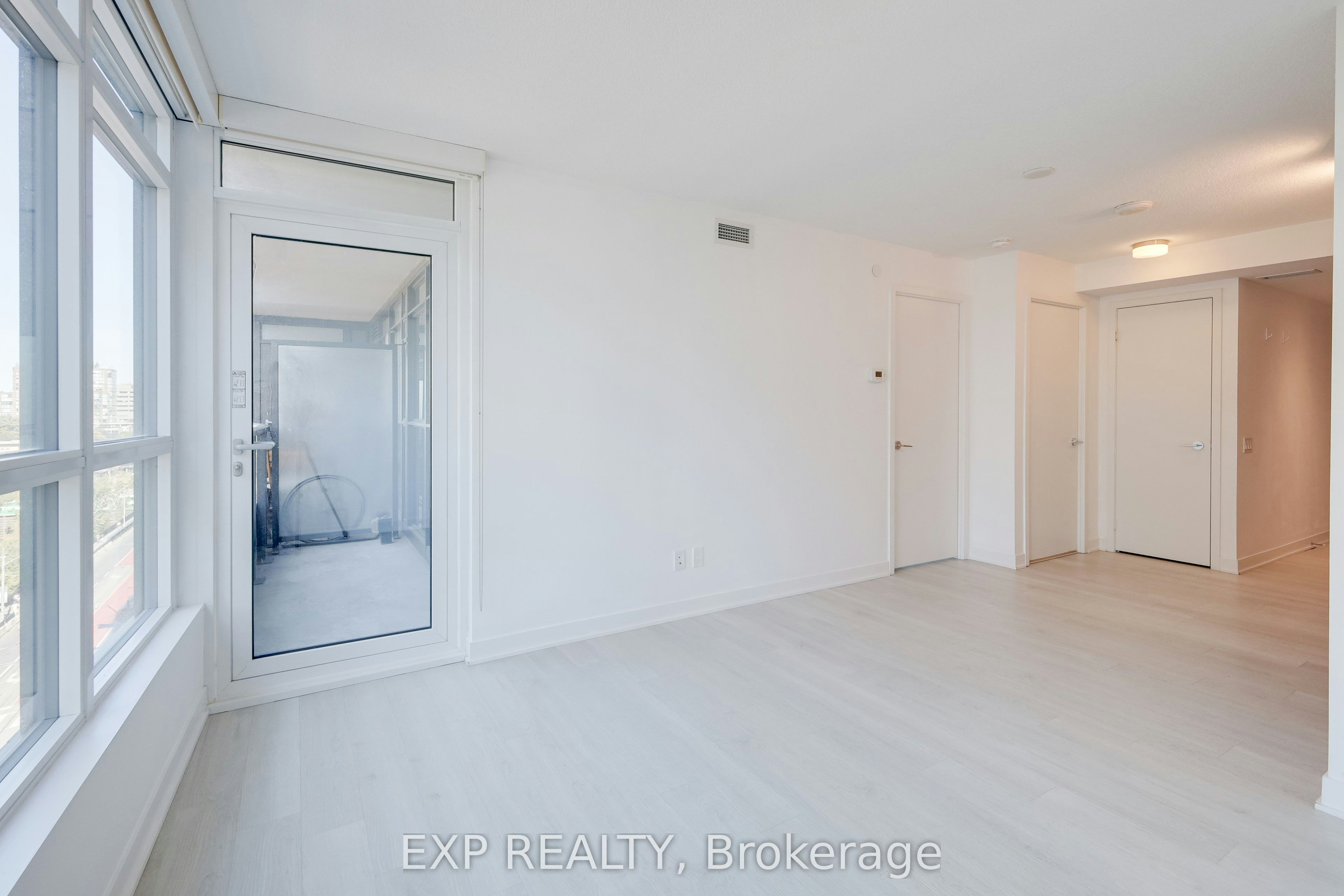 1015-80 Queens Wharf Road, Toronto, ON, M5V 0J2 - 4